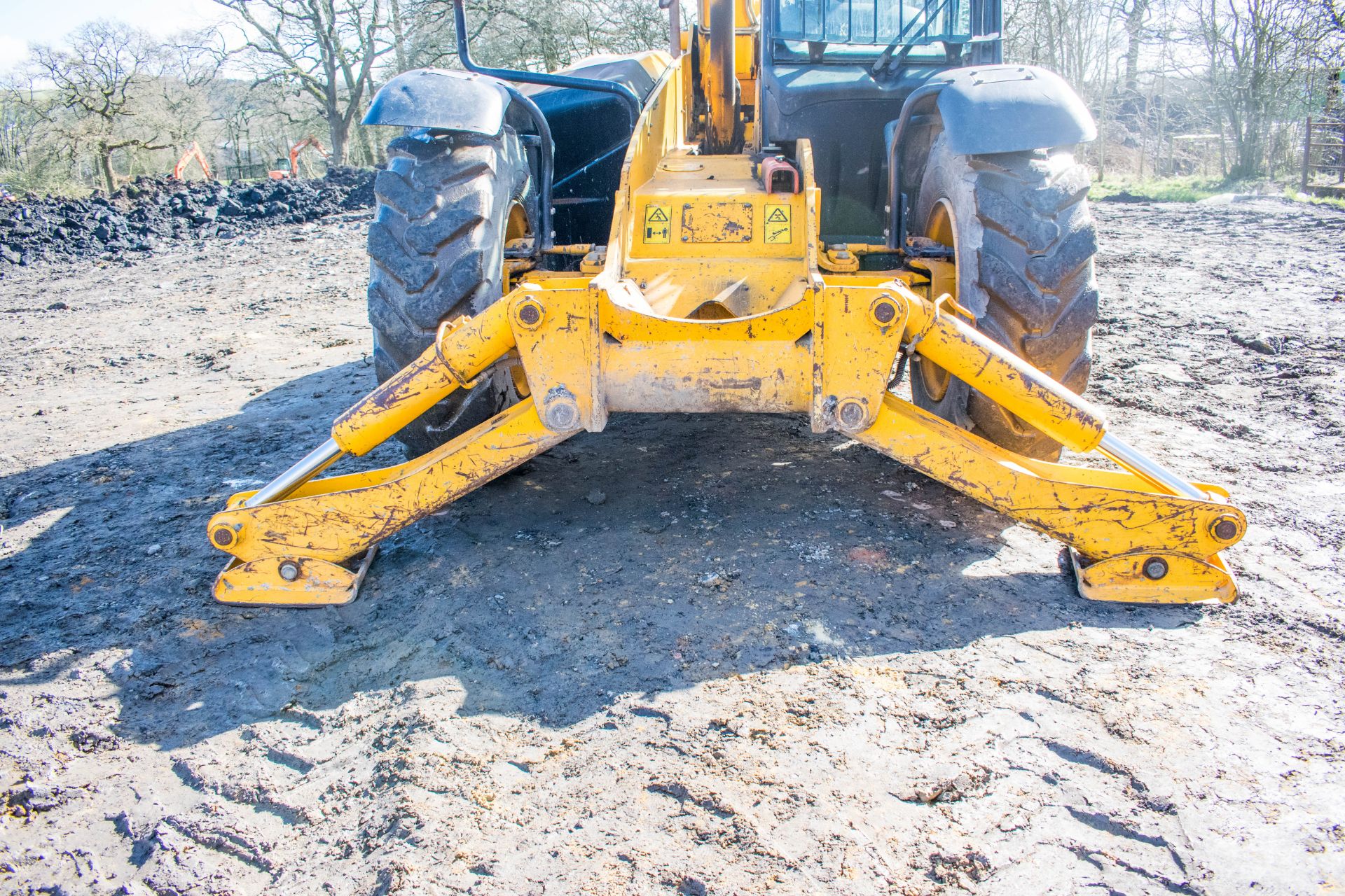 JCB 533-105 10.5 metre telescopic handler Year: 2004 S/N: 1067733 Recorded Hours: Not displayed ( - Image 10 of 20