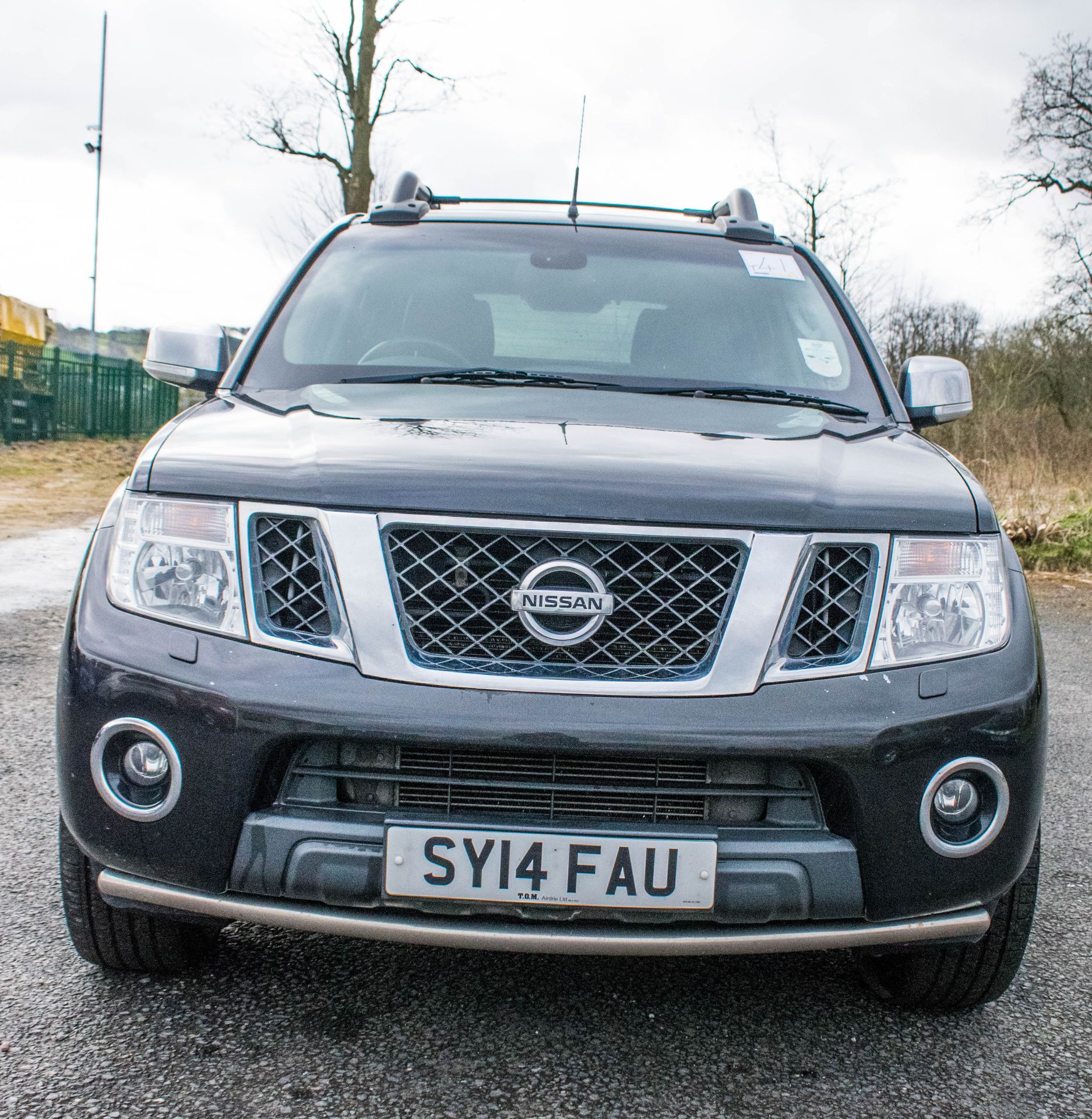 Nissan Navara Outlaw DCi Auto 3.0 V6 diesel 4 wheel drive pick up Registration Number: SY14 FAU Date - Image 5 of 20