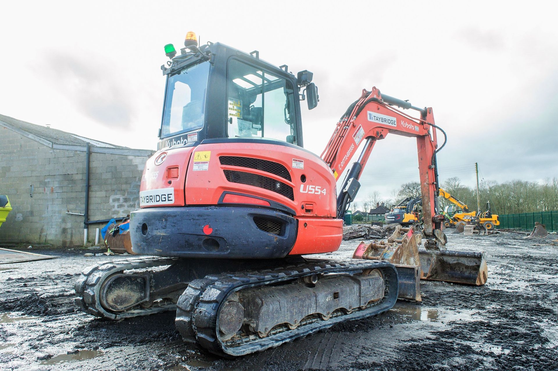 Kubota U55-4 5.5 tonne rubber tracked mini excavator Year: 2010 S/N: 50262 Recorded Hours: 6009 - Image 4 of 23