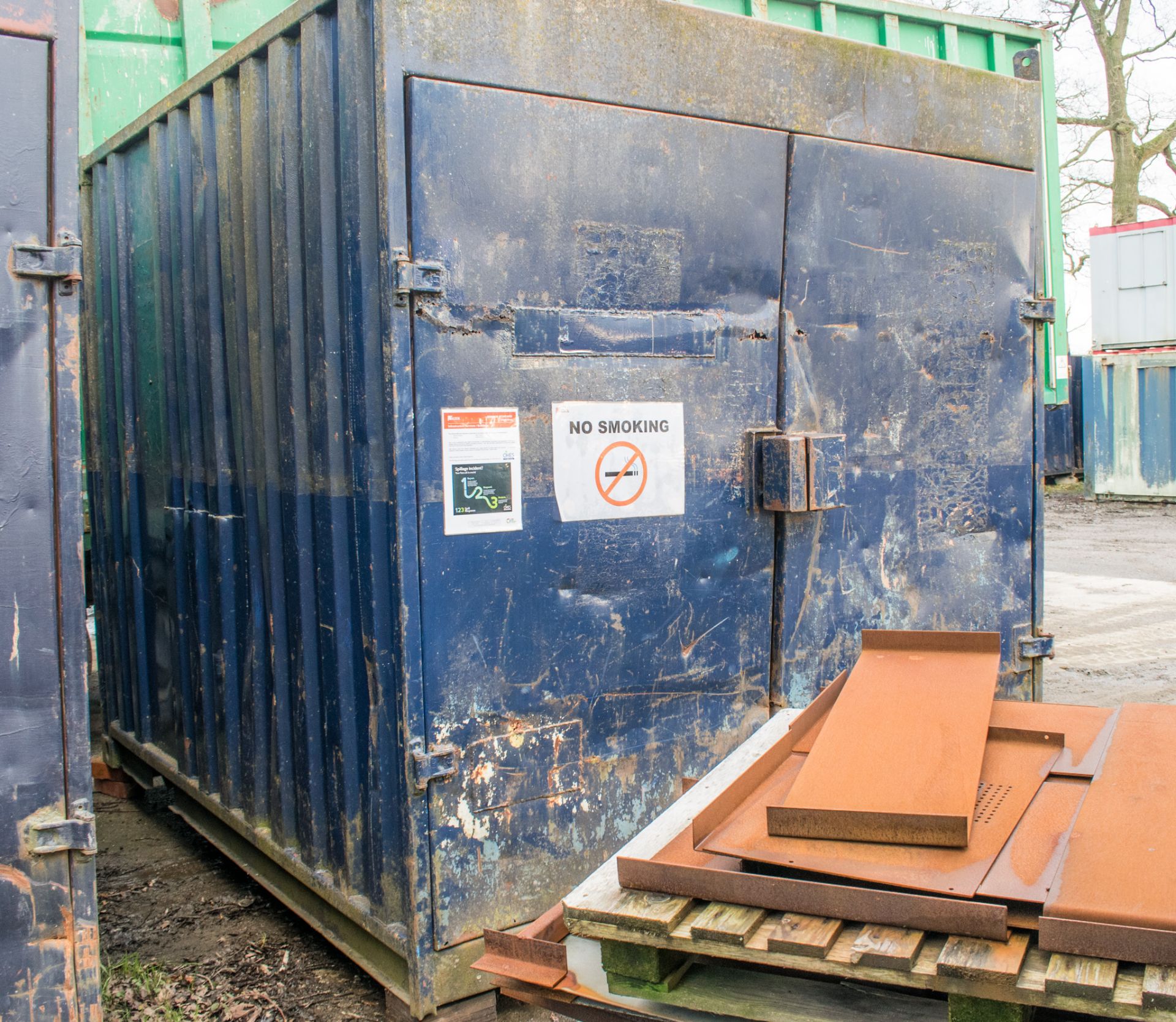 10 ft x 8 ft steel storage container - Image 2 of 3