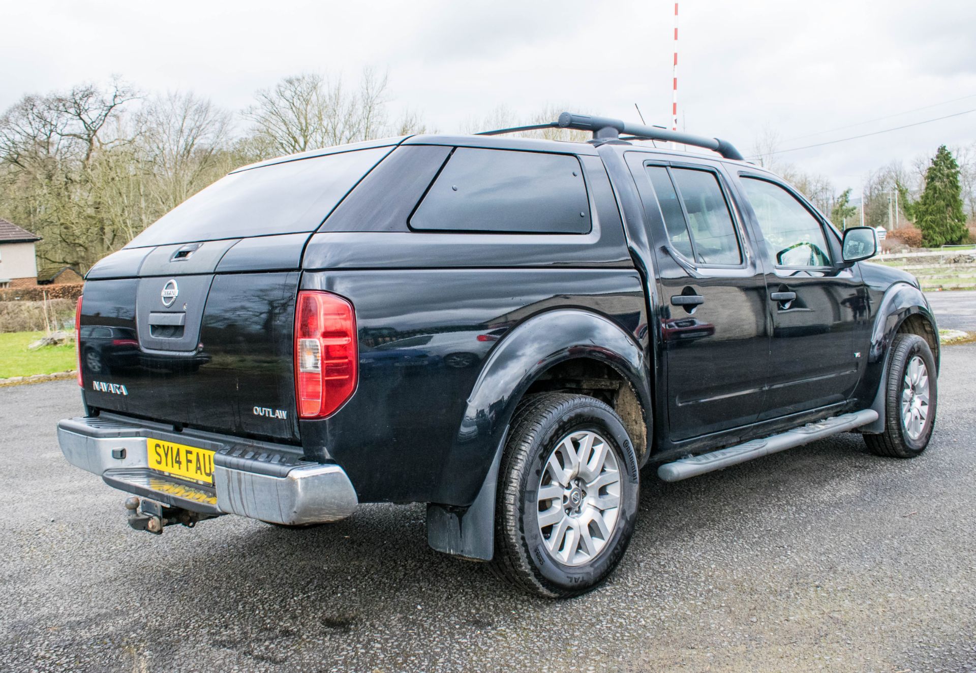 Nissan Navara Outlaw DCi Auto 3.0 V6 diesel 4 wheel drive pick up Registration Number: SY14 FAU Date - Image 3 of 20