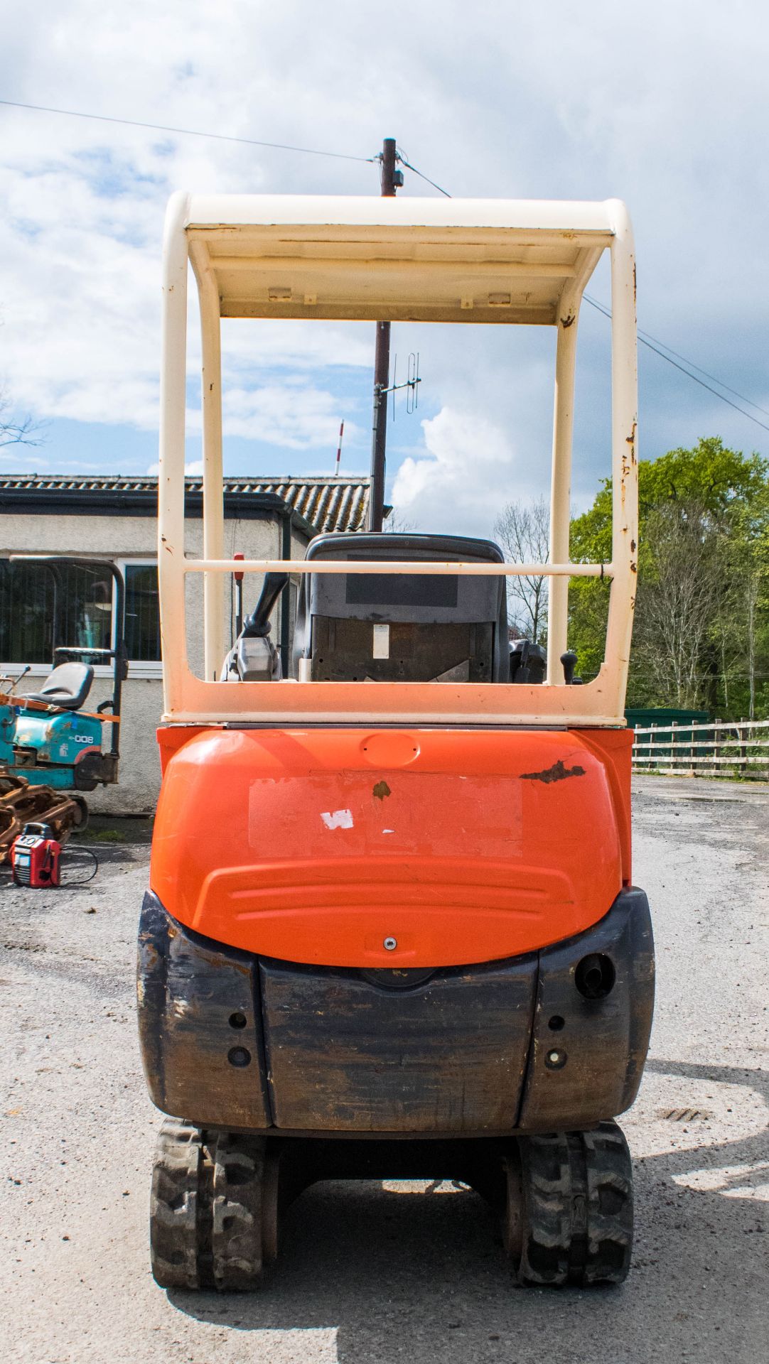 Kubota KX36 1.5 tonne mini excavator  Year: 2005 S/N: 56555 Recorded Hours: 4192 Blade, piped, 2 - Image 6 of 17