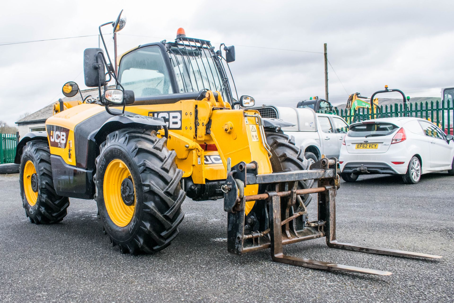 2014 JCB 535-95 9.5 metre telescopic handler - Image 2 of 21