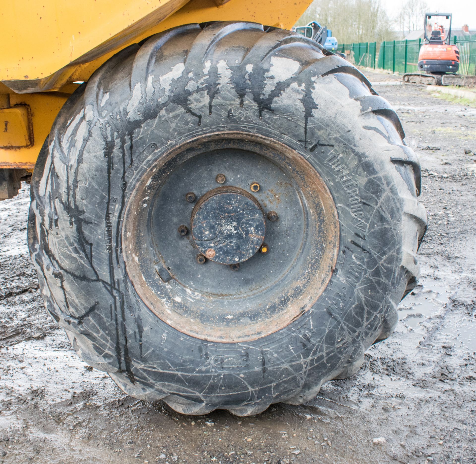 Thwaites 9 tonne straight skip dumper Year: 2007 S/N: 2957 Recorded Hours: 2282 70 - Image 10 of 22