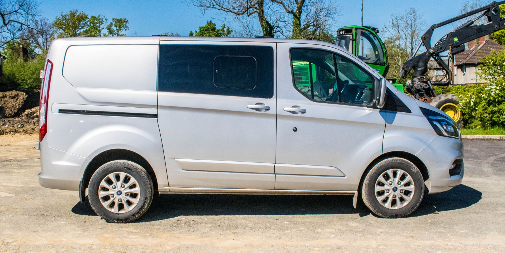 Ford Transit Custom 320 L1 H1 crew cab panel van Registration Number: WA68 LNF Date of Registration: - Image 7 of 21