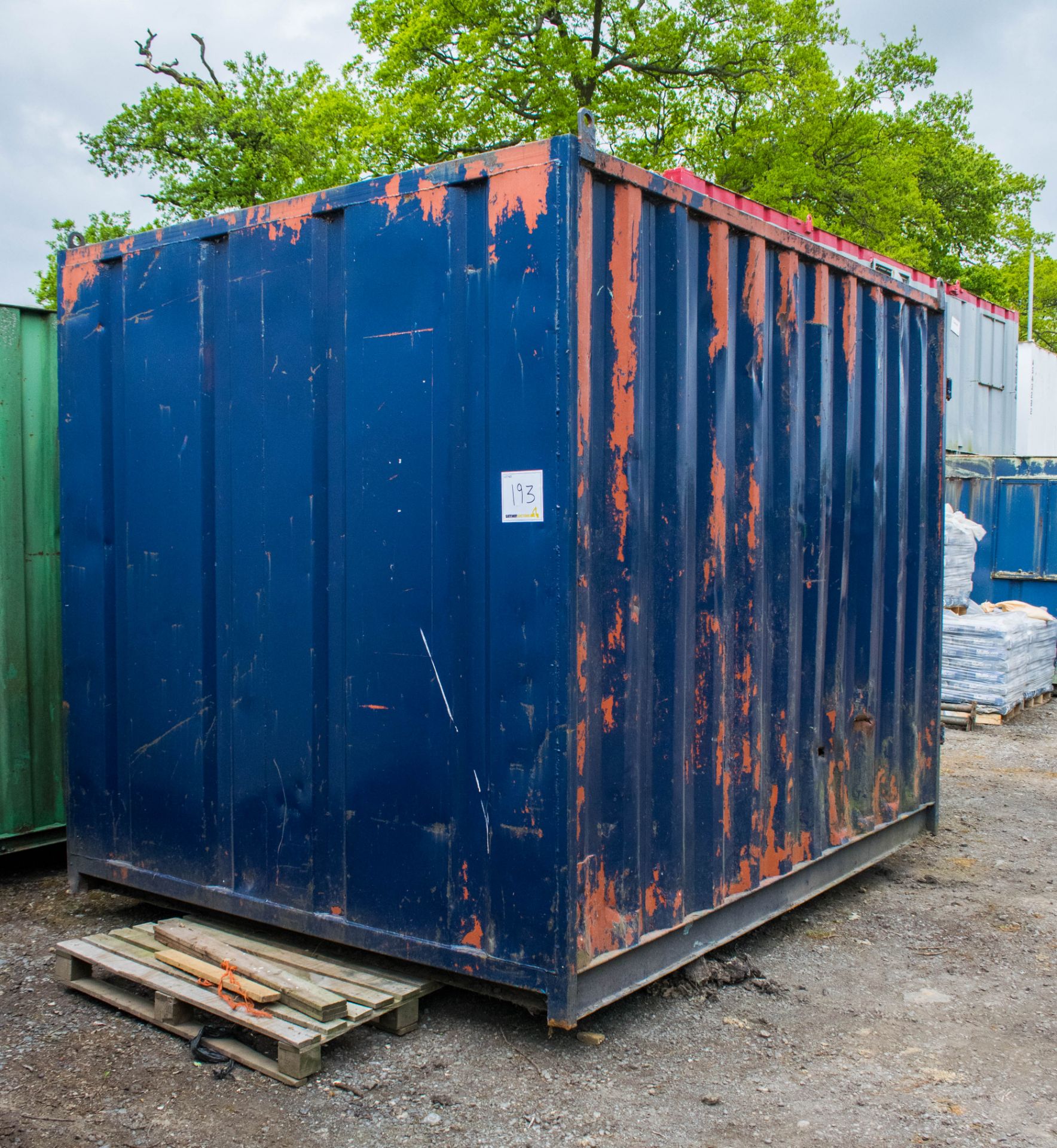 10 ft x 8 ft steel storage container - Image 2 of 3