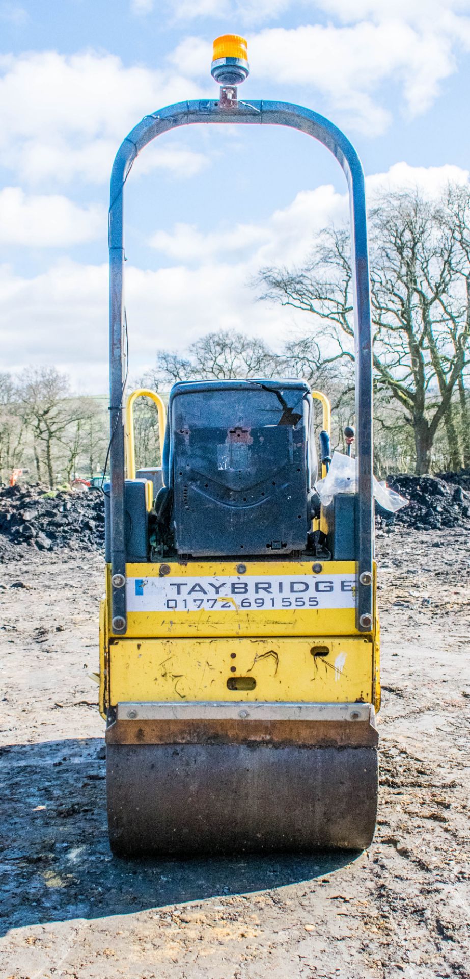 Bomag BW80 ADH-2 double drum ride on roller Year: S/N: 101460424679 Recorded Hours: 1143 88 - Image 6 of 14