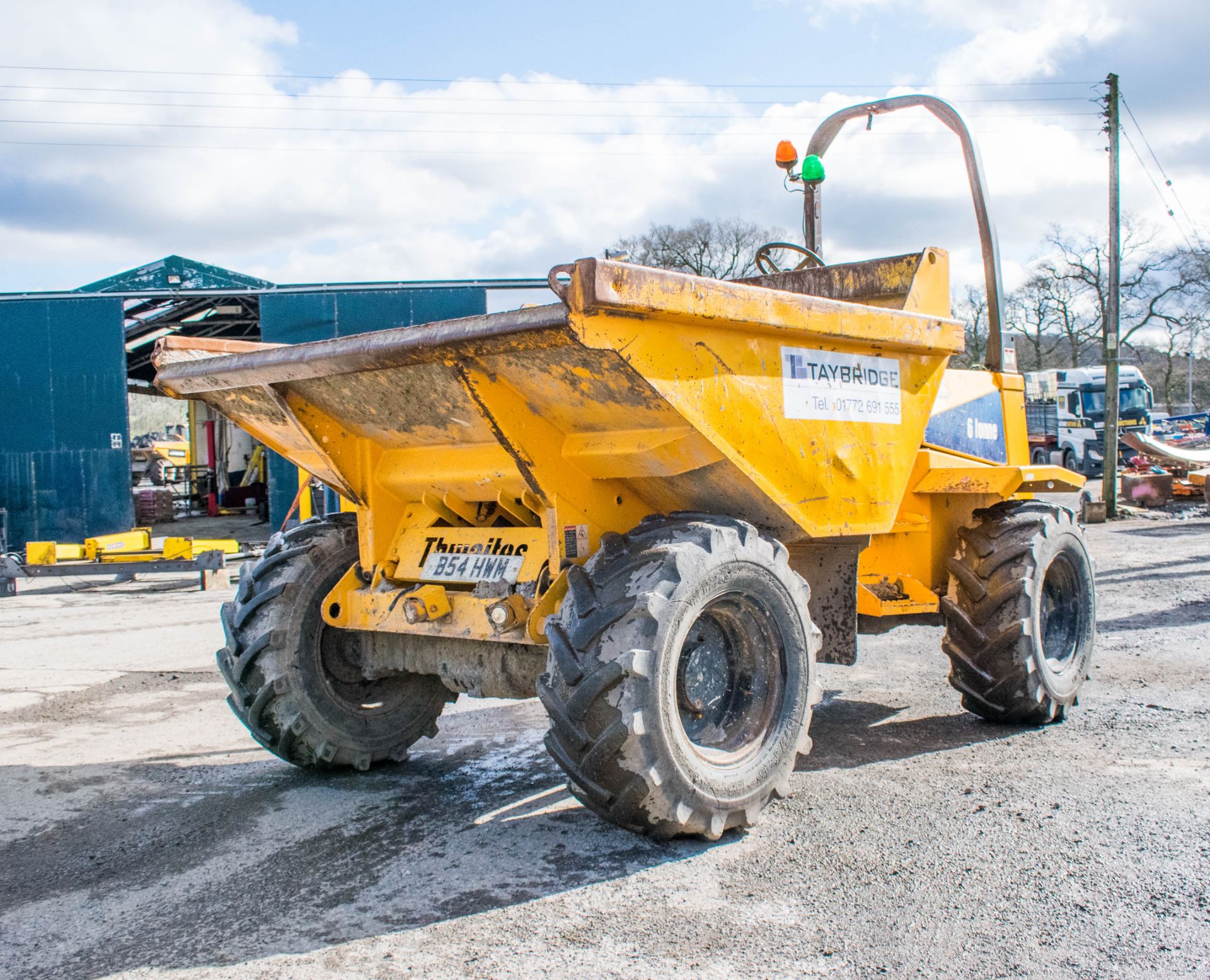 Thwaites 6 tonne straight skip dumper Year: 2007 S/N: 2652 Recorded Hours: 2395 71