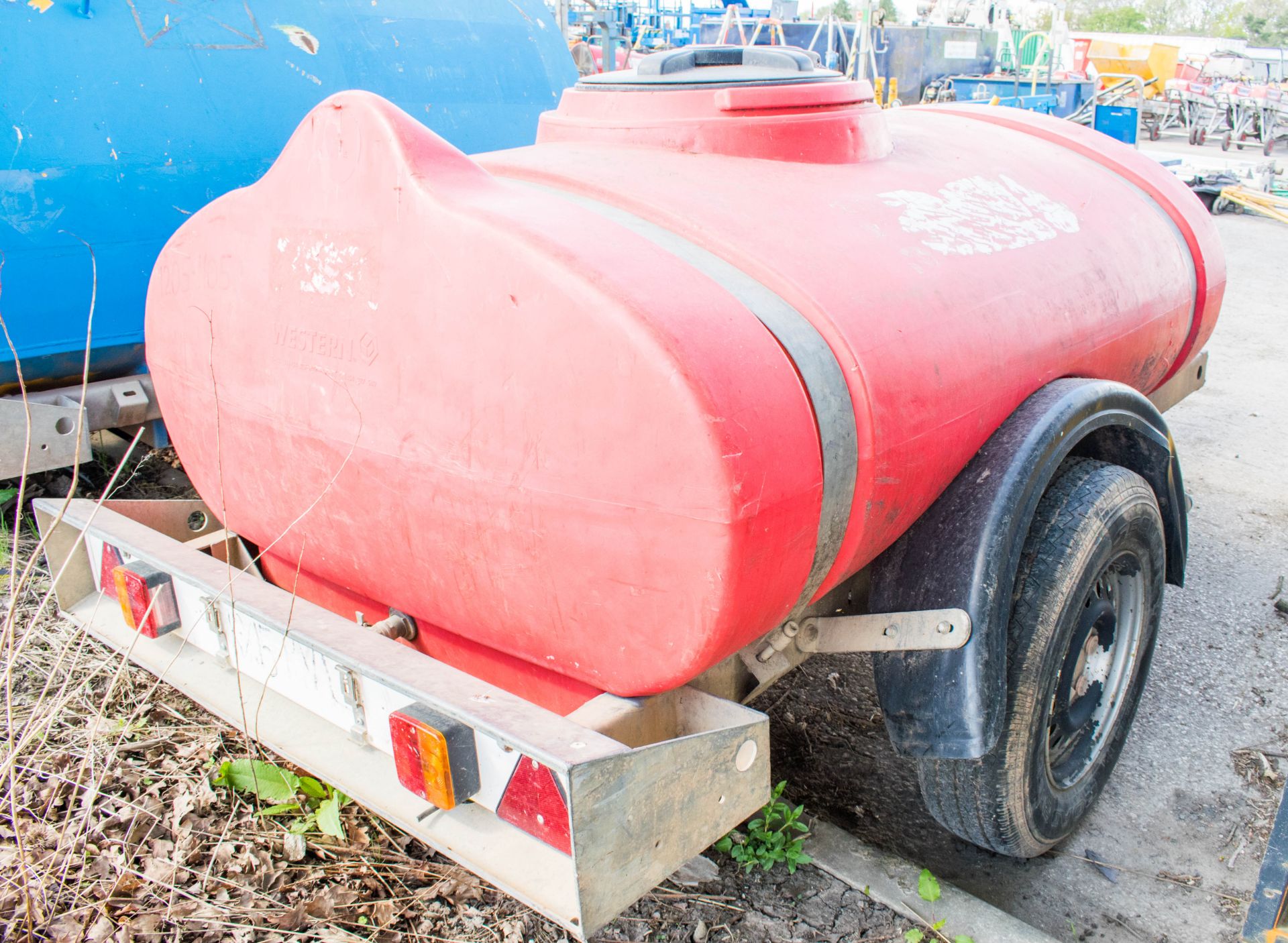 Western 250 gallon fast tow water bowser - Image 2 of 2