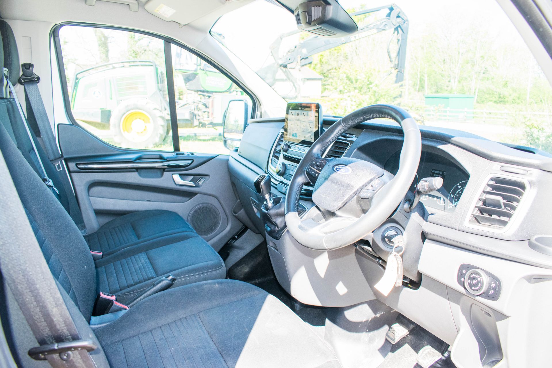 Ford Transit Custom 320 L1 H1 crew cab panel van Registration Number: WA68 LNF Date of Registration: - Image 16 of 21