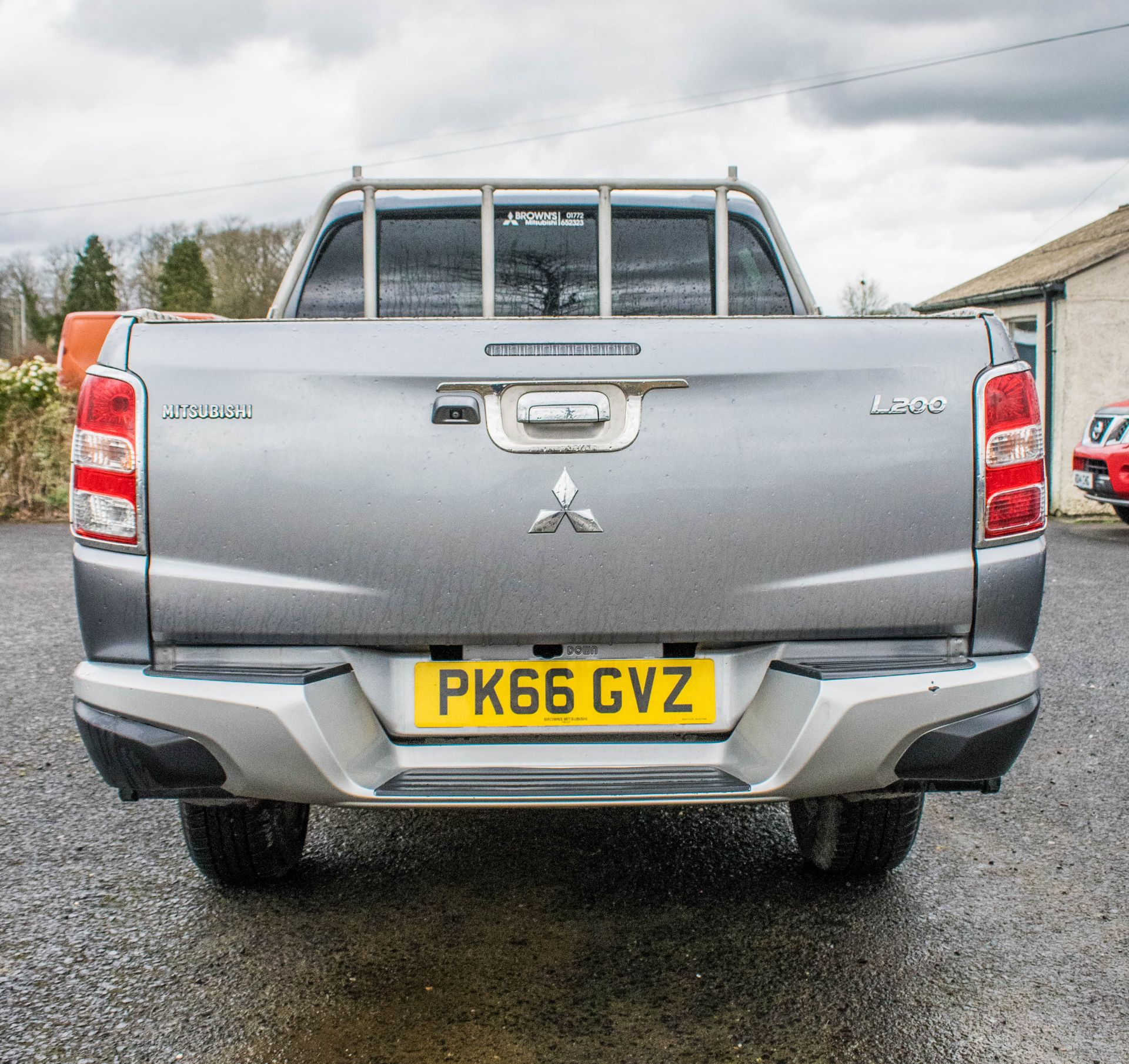 Mitsubishi L200 Barbarian DCB DI-D 2.5 diesel 4 wheel drive double cab pick up Registration - Image 6 of 21