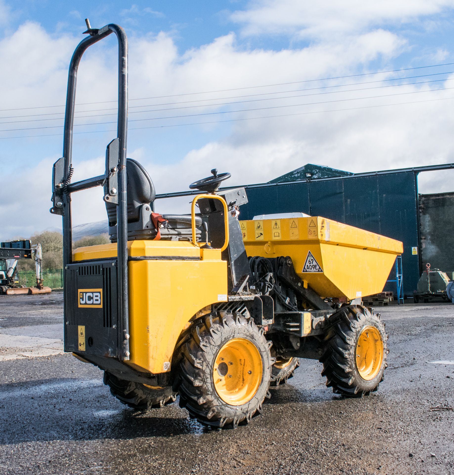 JCB 1THT 1 tonne high tip dumper Year: 2016 S/N: RA3461 Recorded hours: 506 LH16021 - Image 3 of 18