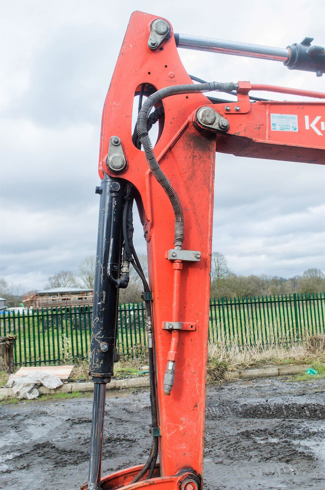 Kubota U55-4 5.5 tonne rubber tracked mini excavator Year: 2012 S/N: 51298 Recorded Hours: 4071 - Image 15 of 24