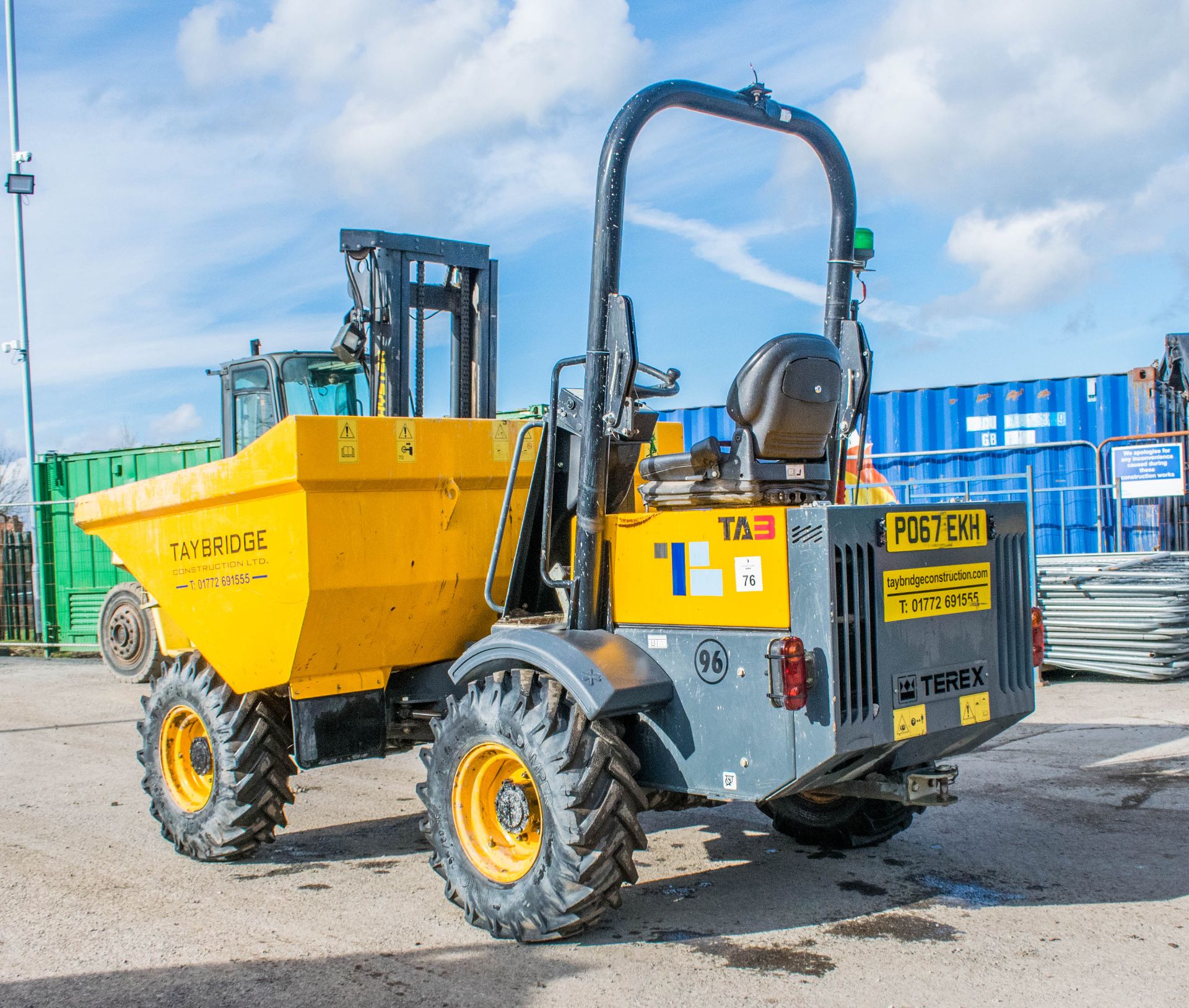 Mecelac 3 tonne straight skip dumper Year: 2017 S/N: Recorded Hours: 411 - Image 4 of 18