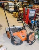 Stihl KGA 770 floor sweeper  c/w charger