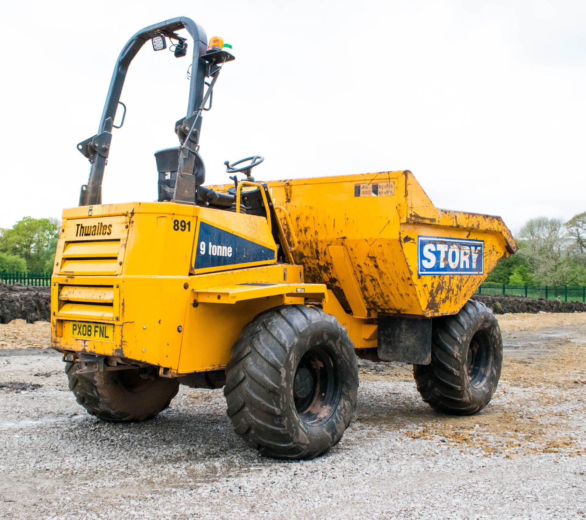 Thwaites 9 tonne straight skip dumper  Year: 2008 S/N: B6994 Recorded Hours: 3405 891 - Image 3 of 18