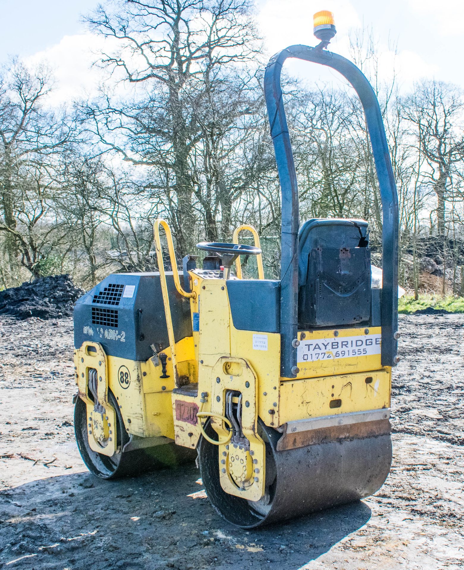 Bomag BW80 ADH-2 double drum ride on roller Year: S/N: 101460424679 Recorded Hours: 1143 88 - Image 4 of 14