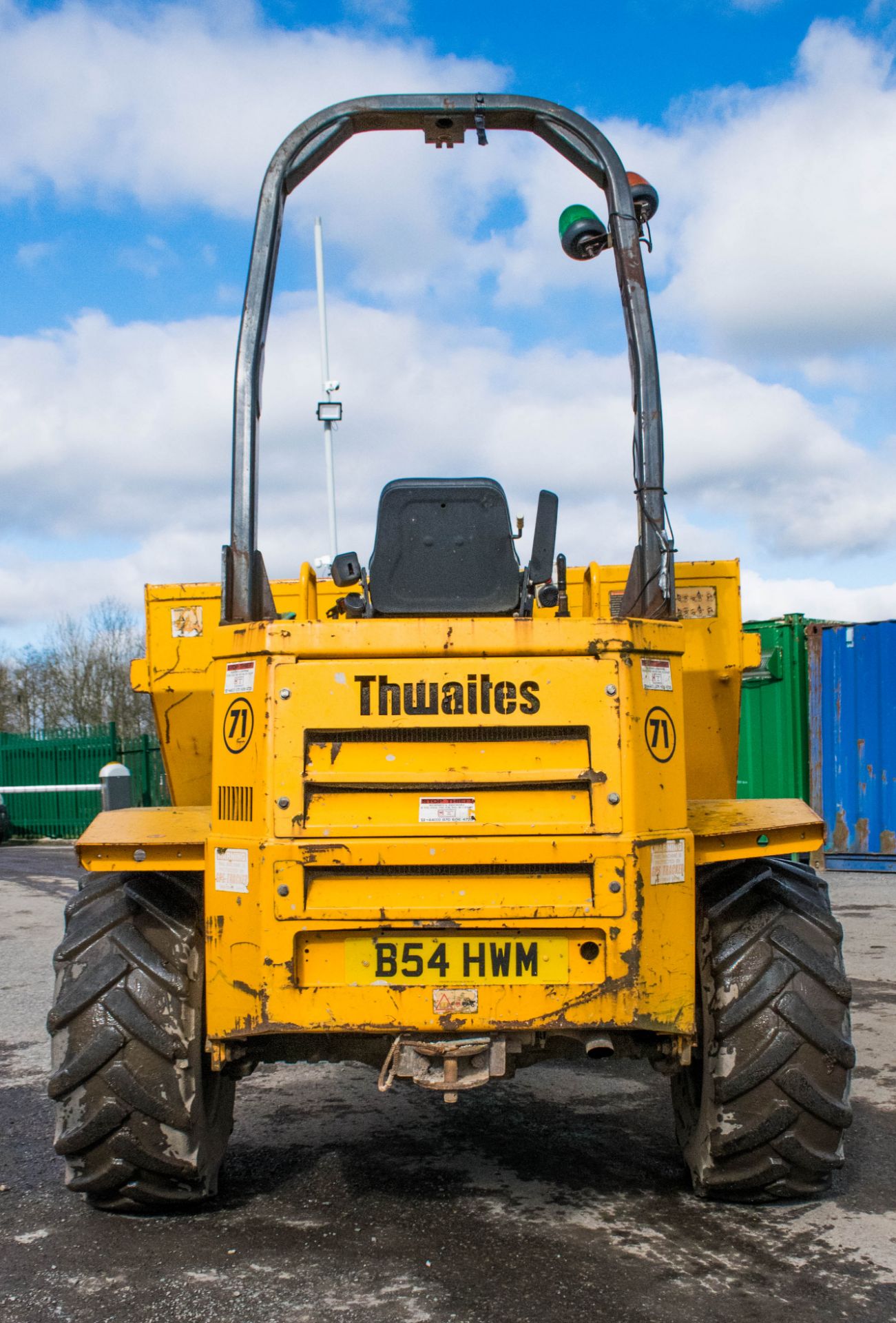 Thwaites 6 tonne straight skip dumper Year: 2007 S/N: 2652 Recorded Hours: 2395 71 - Image 6 of 17