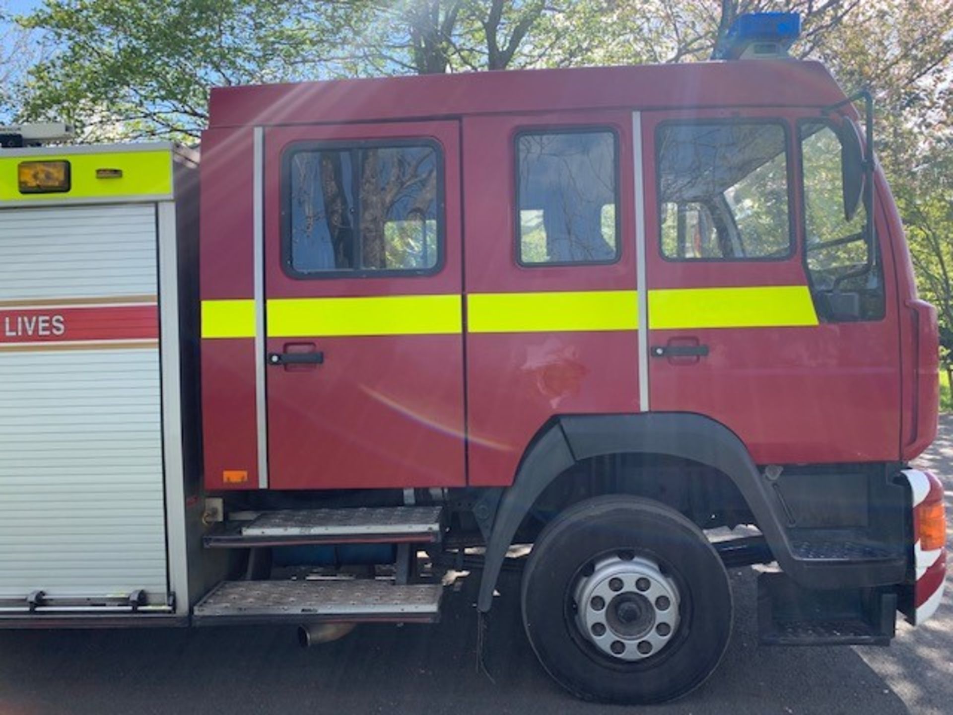 MAN fire engine Registration Number: X372 BOD Date of Registration: MOT Expires: Recorded k/m's: - Image 21 of 34