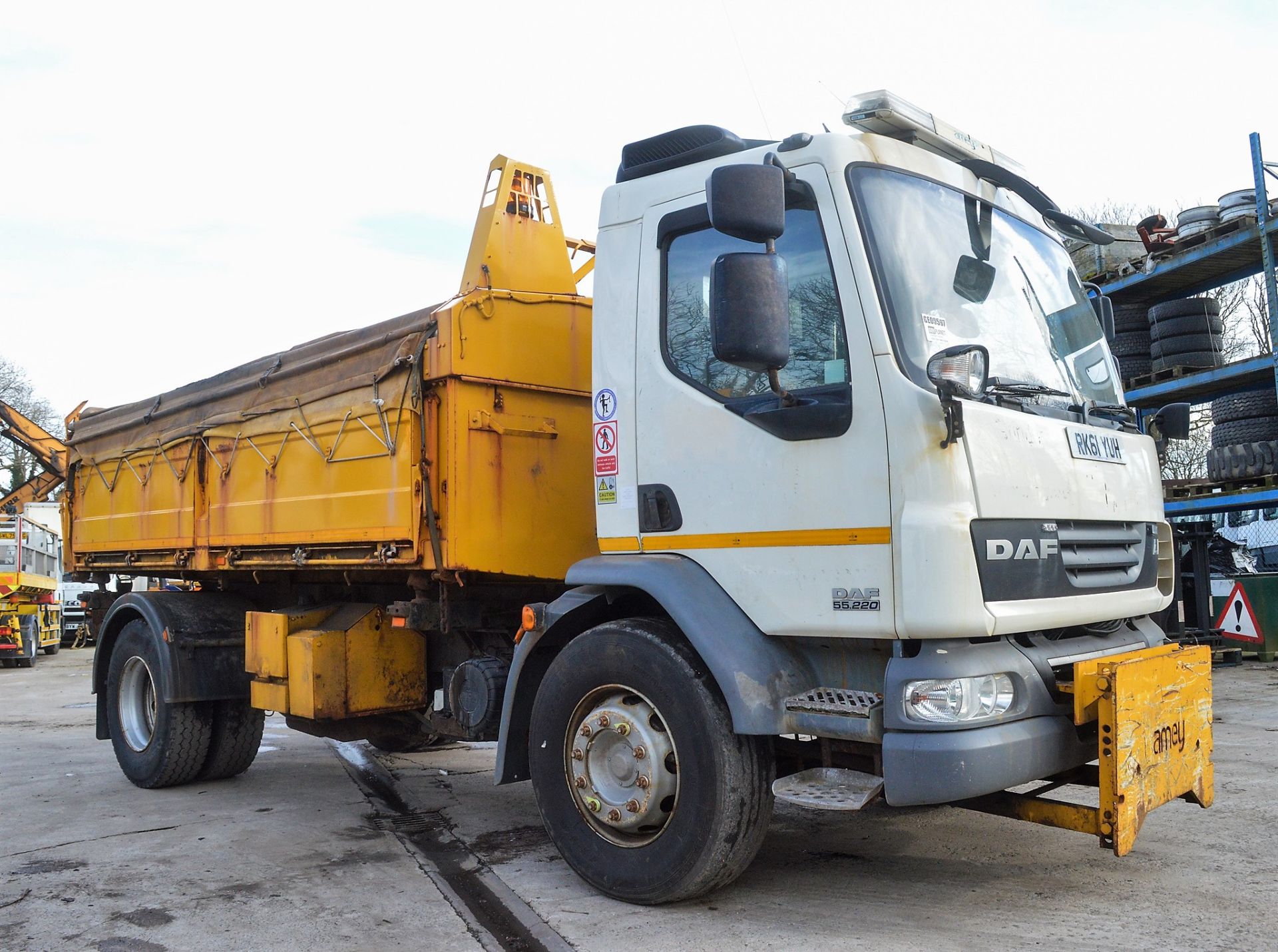 DAF 55 220 4x2 18 tonne tipper lorry Registration Number: RK61 YUH Date of Registration: 05/12/ - Image 2 of 13