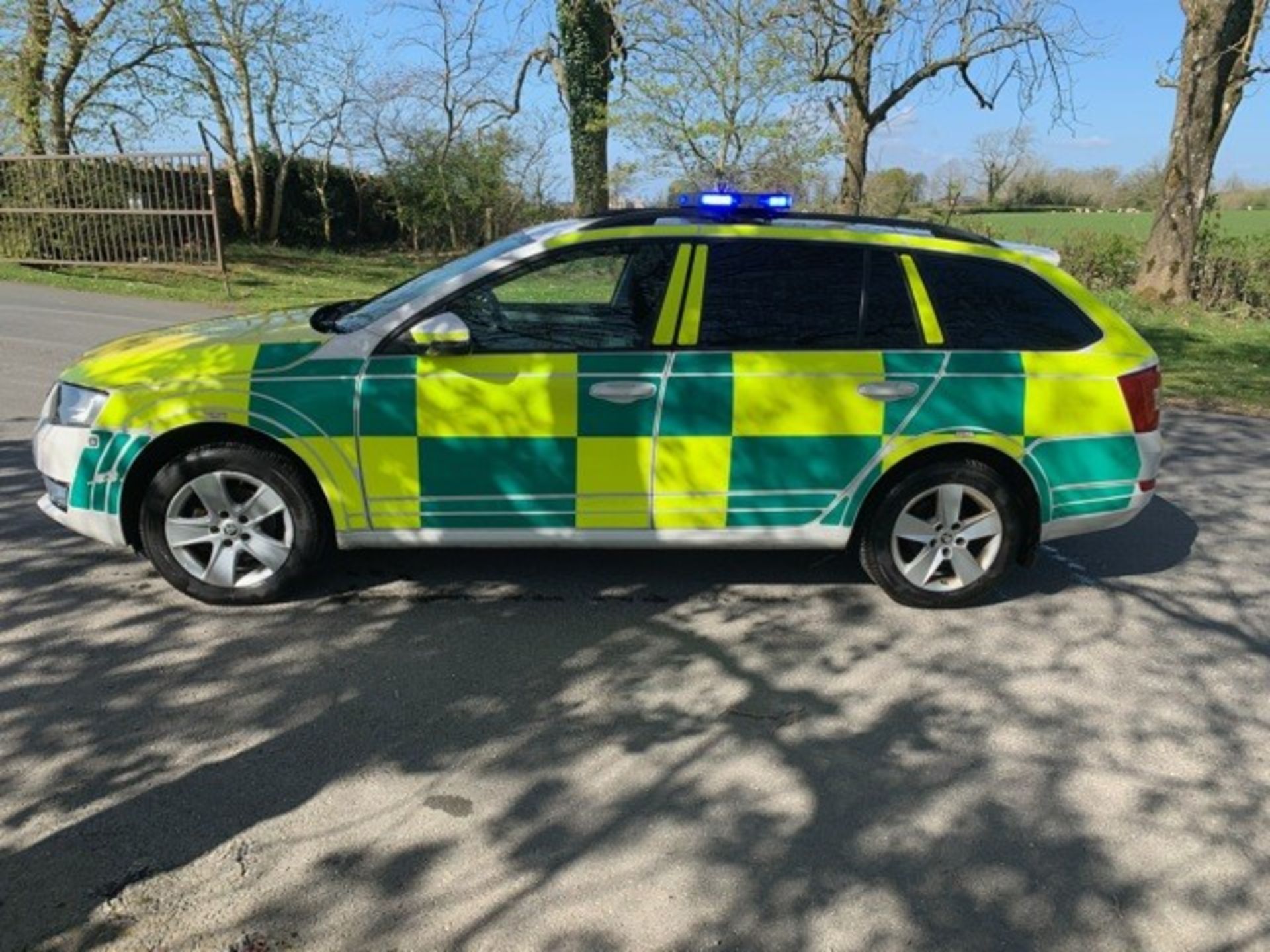 Skoda Octavia 5 door estate rapid response vehicle Registration Number: PJ64 UFB Date of - Image 7 of 17