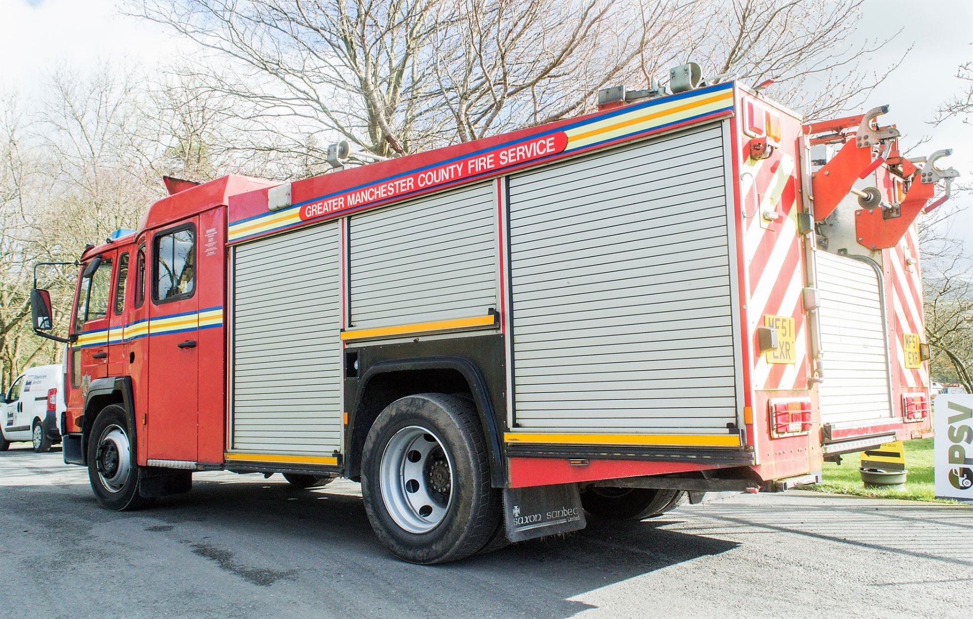 Volvo fire engine Registration Number: MF51 EXR Date of Registration: 01/10/2001 MOT Expires: - Image 3 of 22