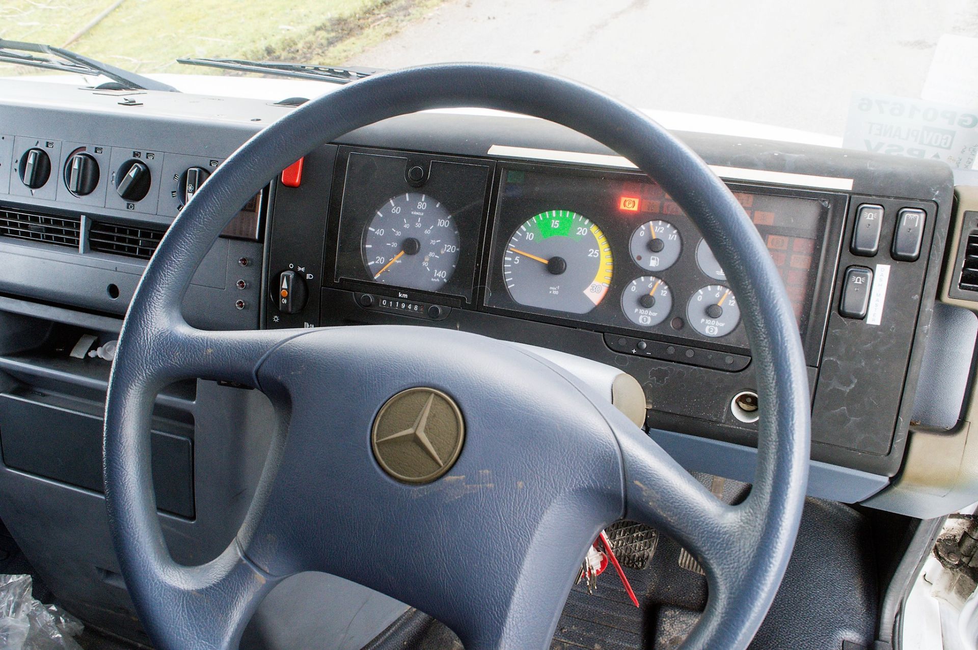 Mercedes Benz 814D mobile office van Registration Number: DX53 NYP Date of Registration: 26/01/ - Image 22 of 23