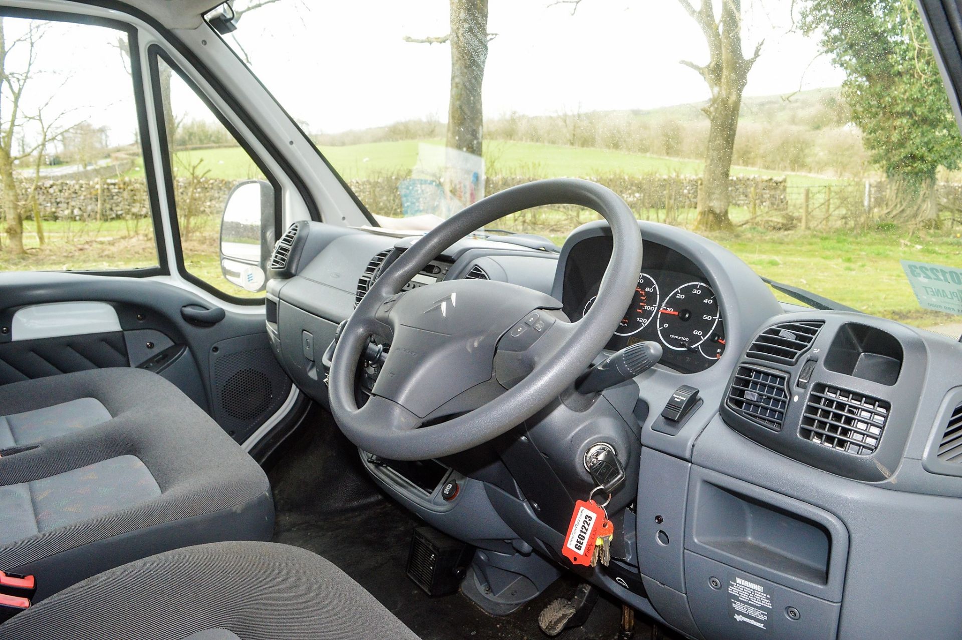 Citroen mobile office van Registration Number: FH04 LNU Date of Registration: 01/08/2004 MOT - Image 14 of 16