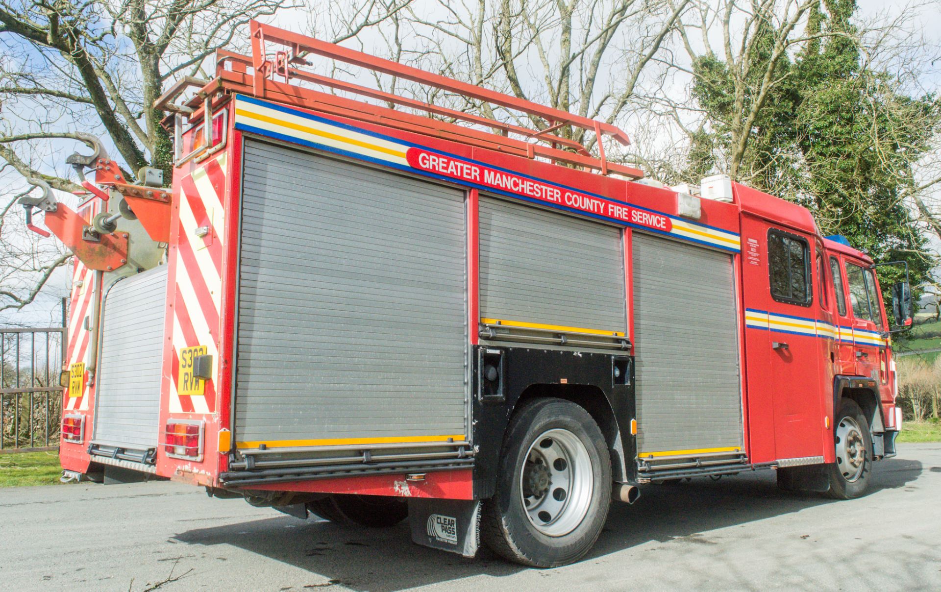 Volvo FL6 14 Fire engine Registration Number: S302 RVM Date of Registration: 02/02/1999 MOT Expires: - Image 4 of 20