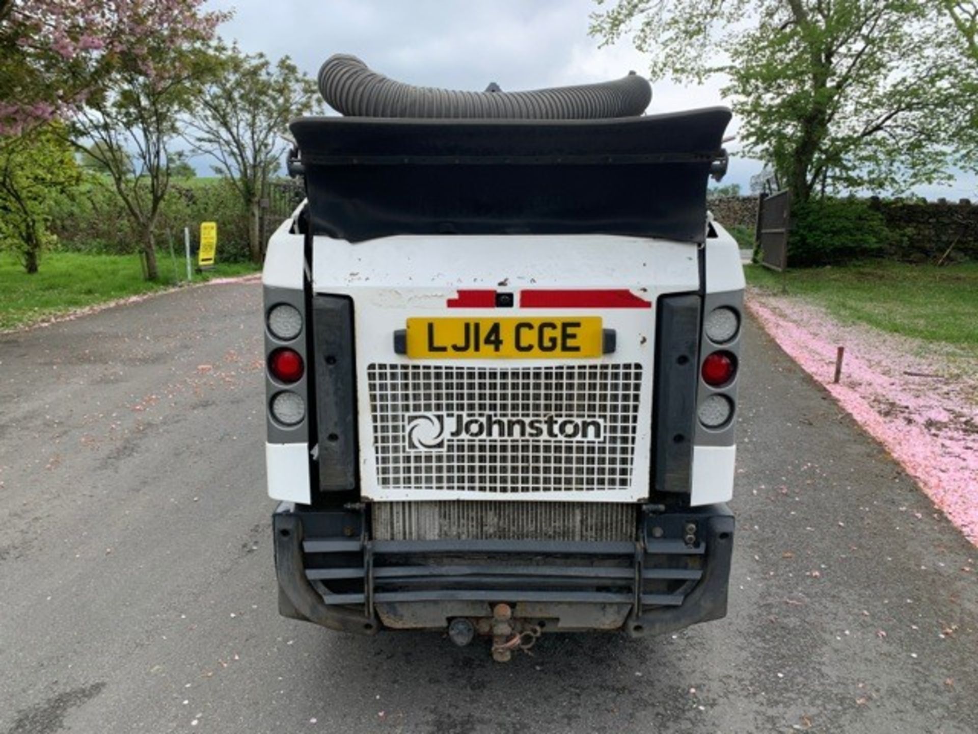 Johnston Dawsons CX201 sweeper Registration Number: LJ14 CGE Year: 2014 S/N: 205034 Recorded - Image 6 of 16