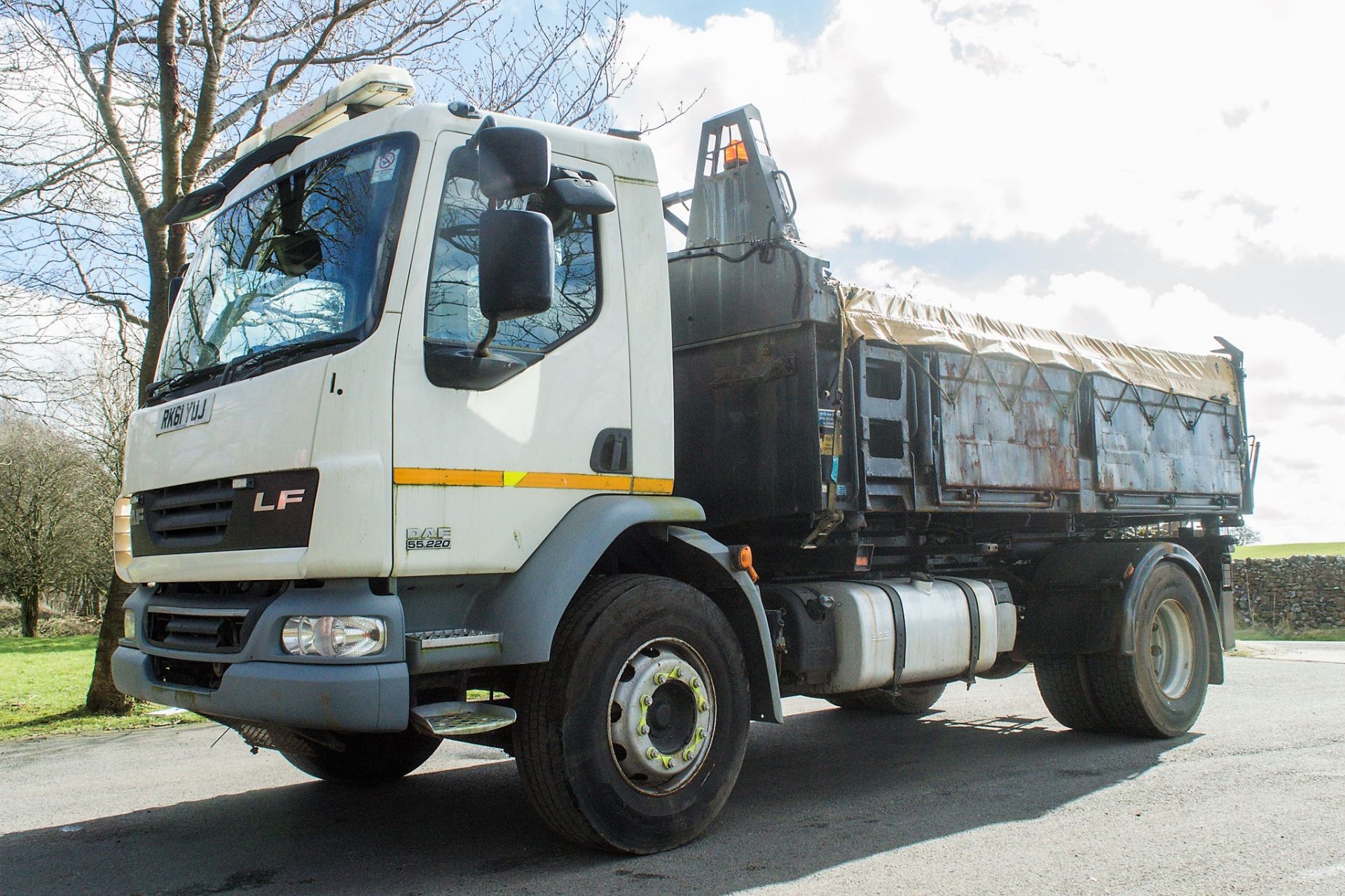 DAF 55 220 4x2 18 tonne tipper lorry Registration Number: RK61 YUJ Date of Registration: 22/11/