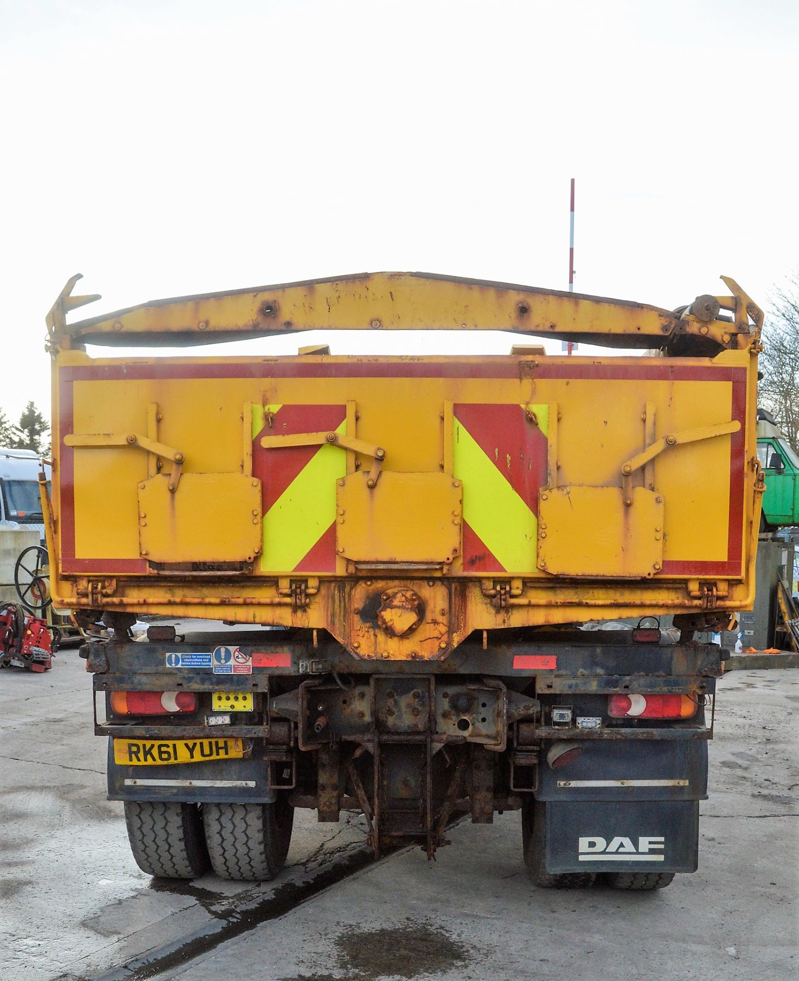 DAF 55 220 4x2 18 tonne tipper lorry Registration Number: RK61 YUH Date of Registration: 05/12/ - Image 6 of 13