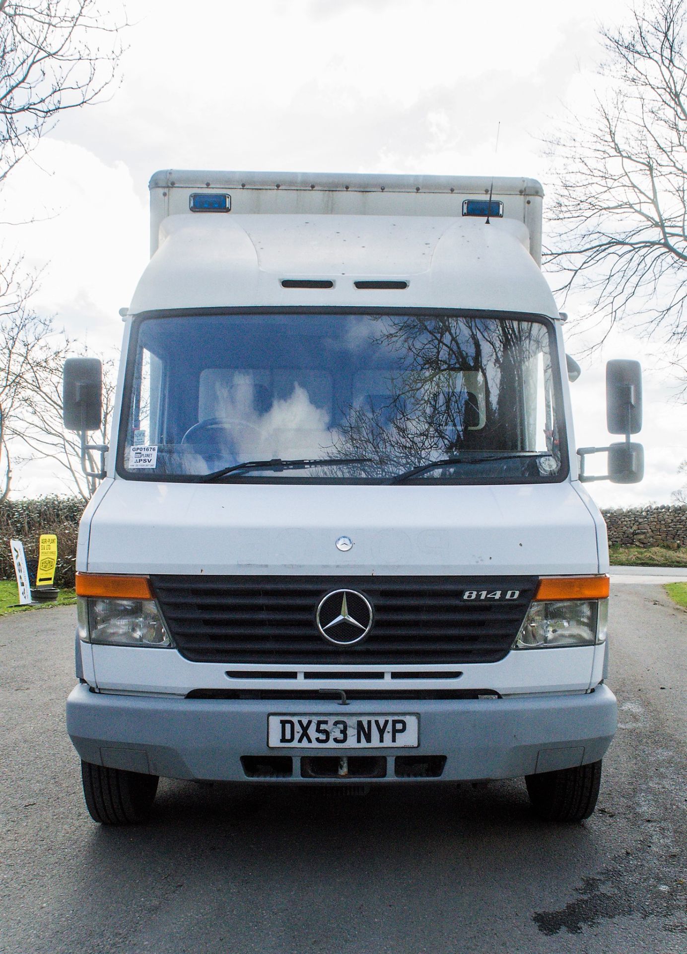 Mercedes Benz 814D mobile office van Registration Number: DX53 NYP Date of Registration: 26/01/ - Image 5 of 23