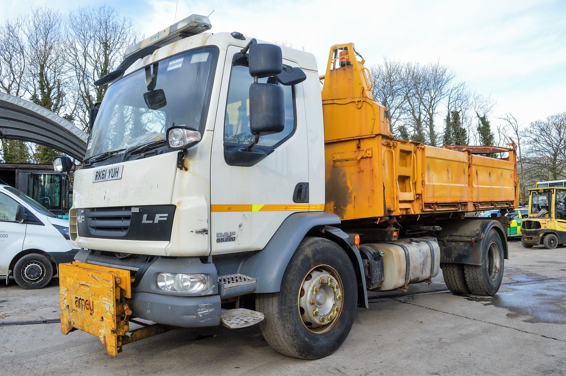 DAF 55 220 4x2 18 tonne tipper lorry Registration Number: RK61 YUH Date of Registration: 05/12/