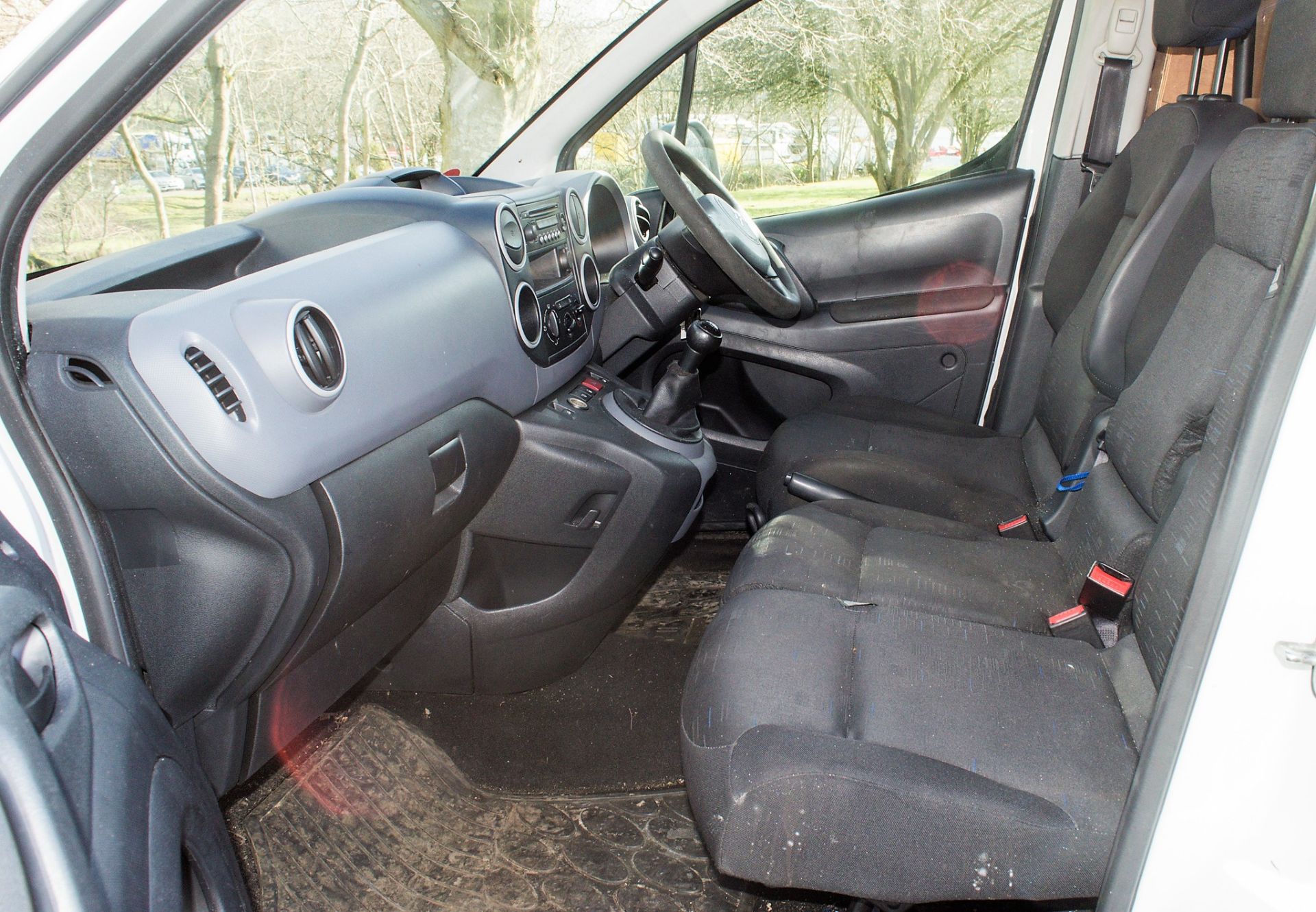 Citroen Berlingo diesel panel van Registration Number: OY10 AKV Date of Registration: 30/03/2010 MOT - Image 10 of 16