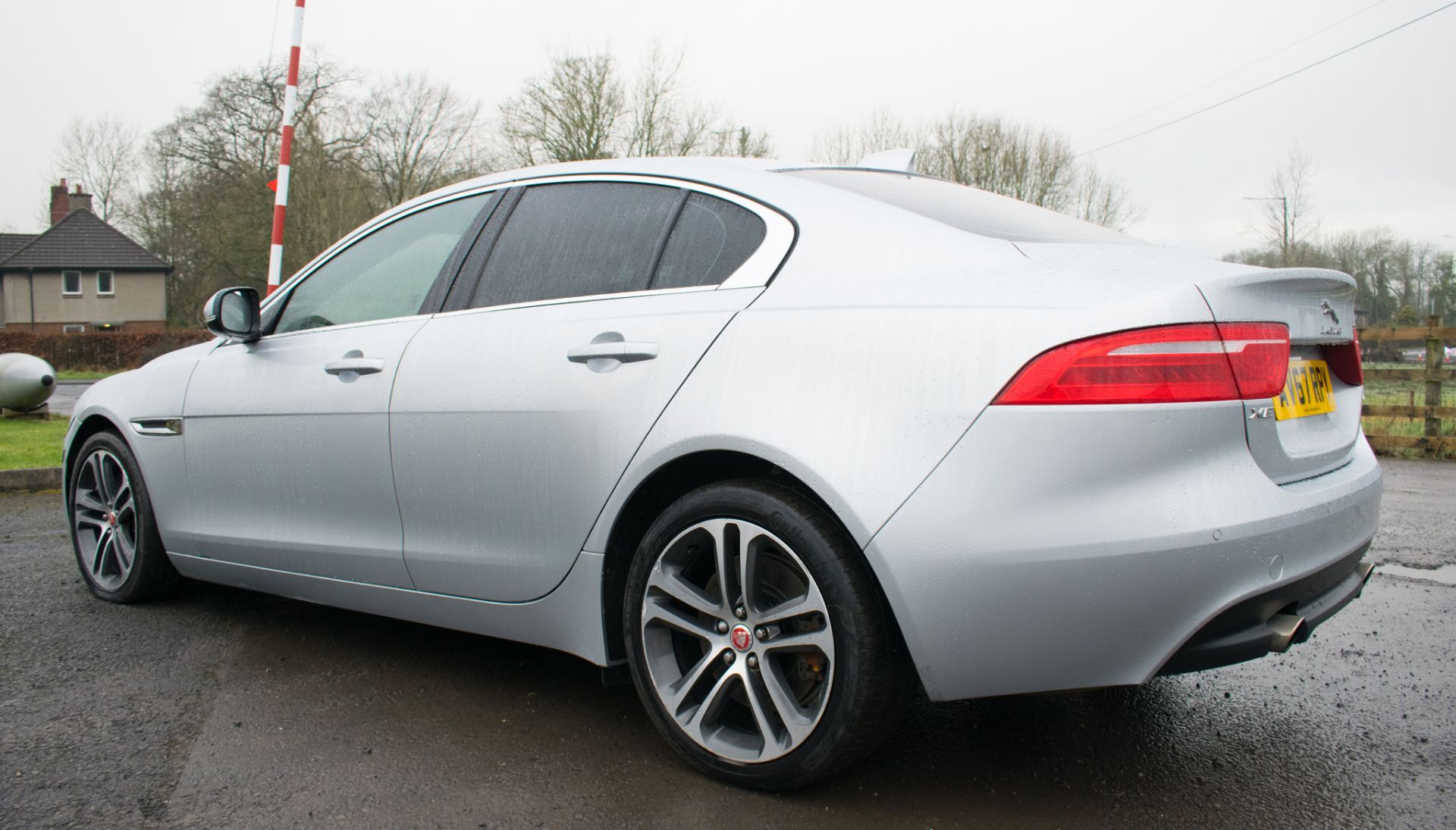 Jaguar XE Portfolio 2.0 litre petrol automatic 4 door saloon car Registration number: AV67 RPY - Image 4 of 23