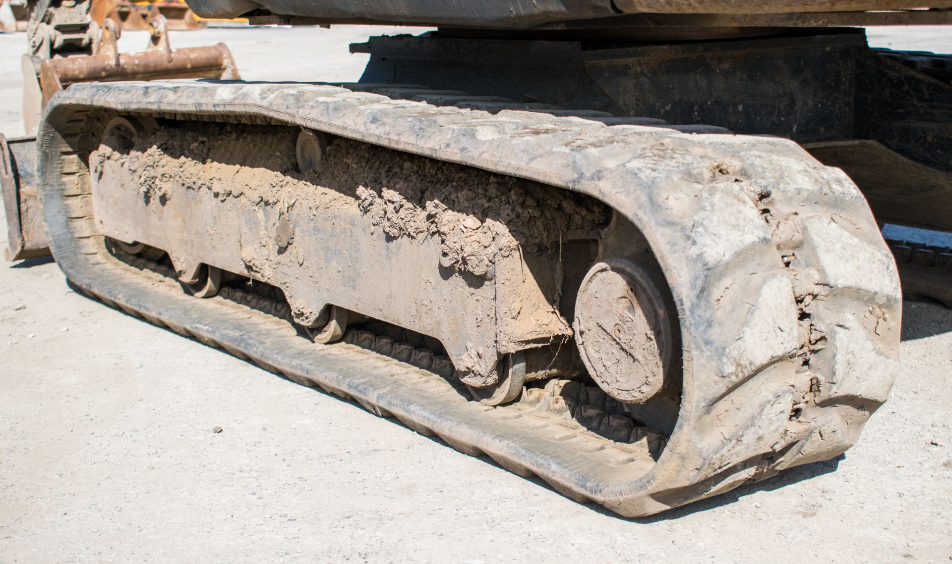 Kubota 61-3 2.6 tonne rubber tracked mini excavator Year: 2012 S/N:79112 Recorded hours: 3890 blade, - Image 9 of 16