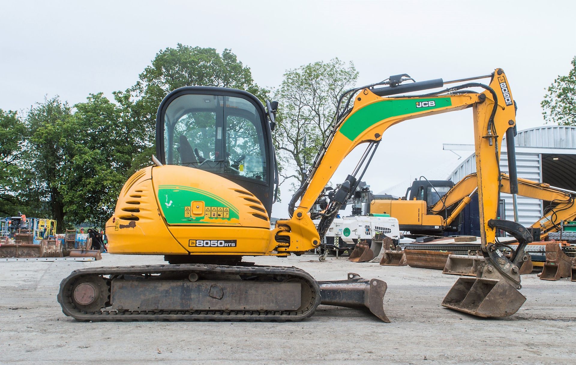 JCB 8050 RTS reduced tail swing rubber tracked mini excavator  Year: 2013 S/N: 741958 Recorded - Image 5 of 23