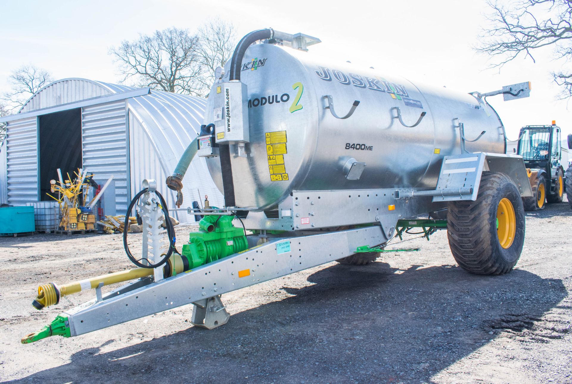 Joskin 8400ME 8500 litre galvanised slurry tanker  Year: 2019  S/N: 35721 c/w standard tractor