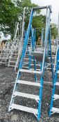 6 tread fibreglass framed aluminium step ladder **Damaged**