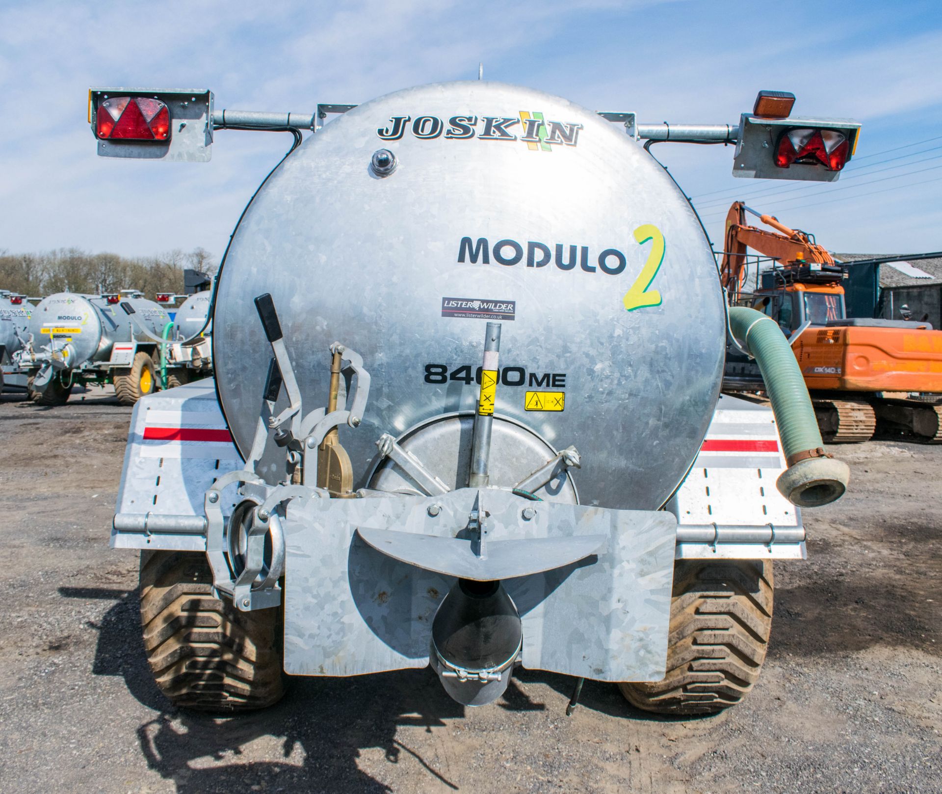 Joskin 8400ME 8500 litre galvanised slurry tanker  Year: 2019  S/N: 35721 c/w standard tractor - Image 5 of 13