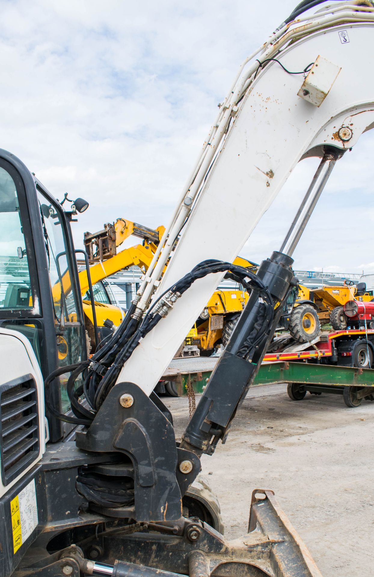 Bobcat E80 8 tonne rubber tracked excavator Year: 2013 S/N: aet312767 Recorded Hours: 2244 blade, - Image 15 of 21