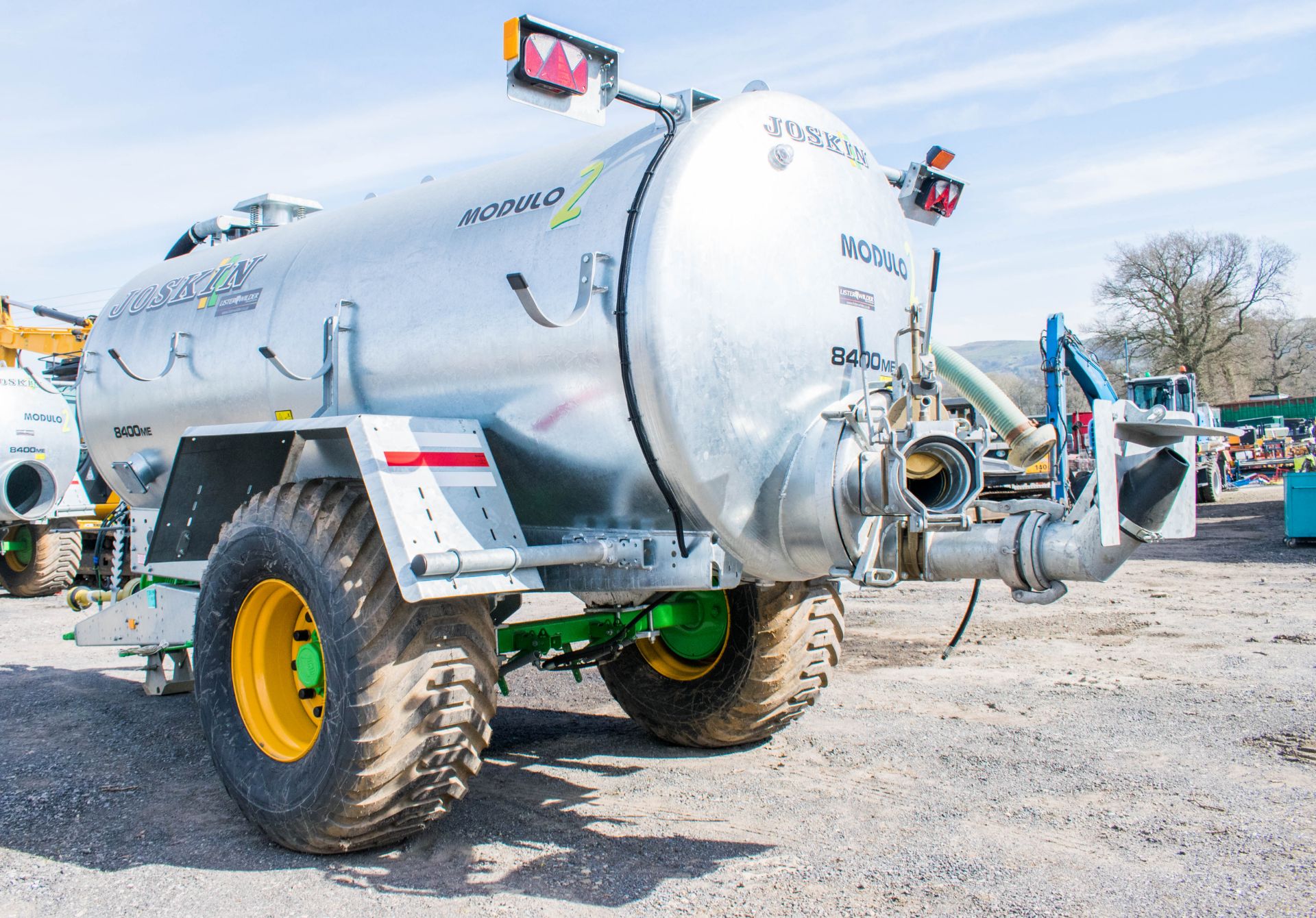 Joskin 8400ME 8500 litre galvanised slurry tanker  Year: 2019  S/N: 35721 c/w standard tractor - Image 4 of 13