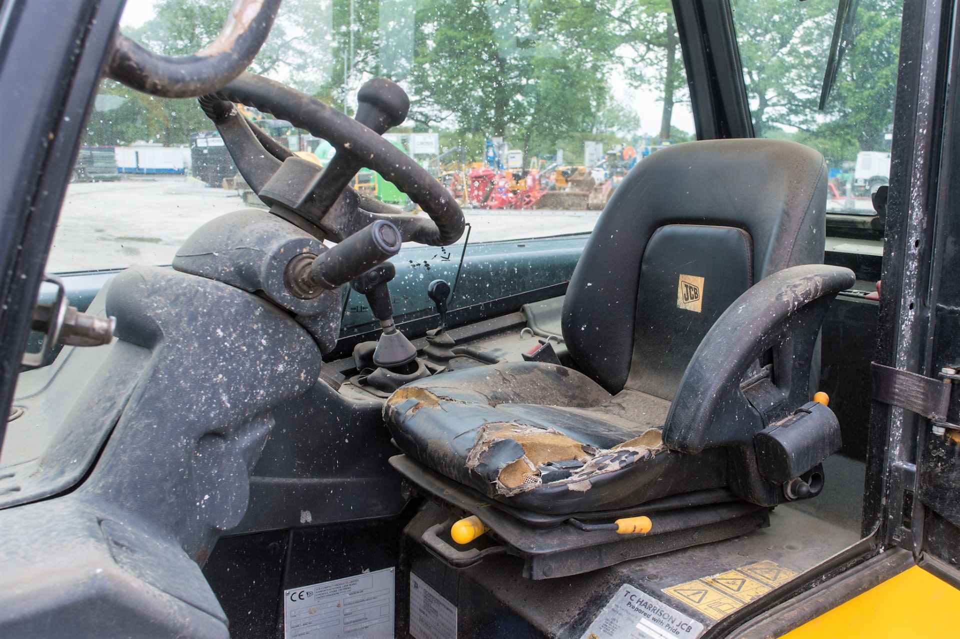 JCB TLT 35D Wastemaster 4 wheel drive telescopic fork lift truck Year: 2013 S/N: 11512060 Recorded - Image 14 of 18