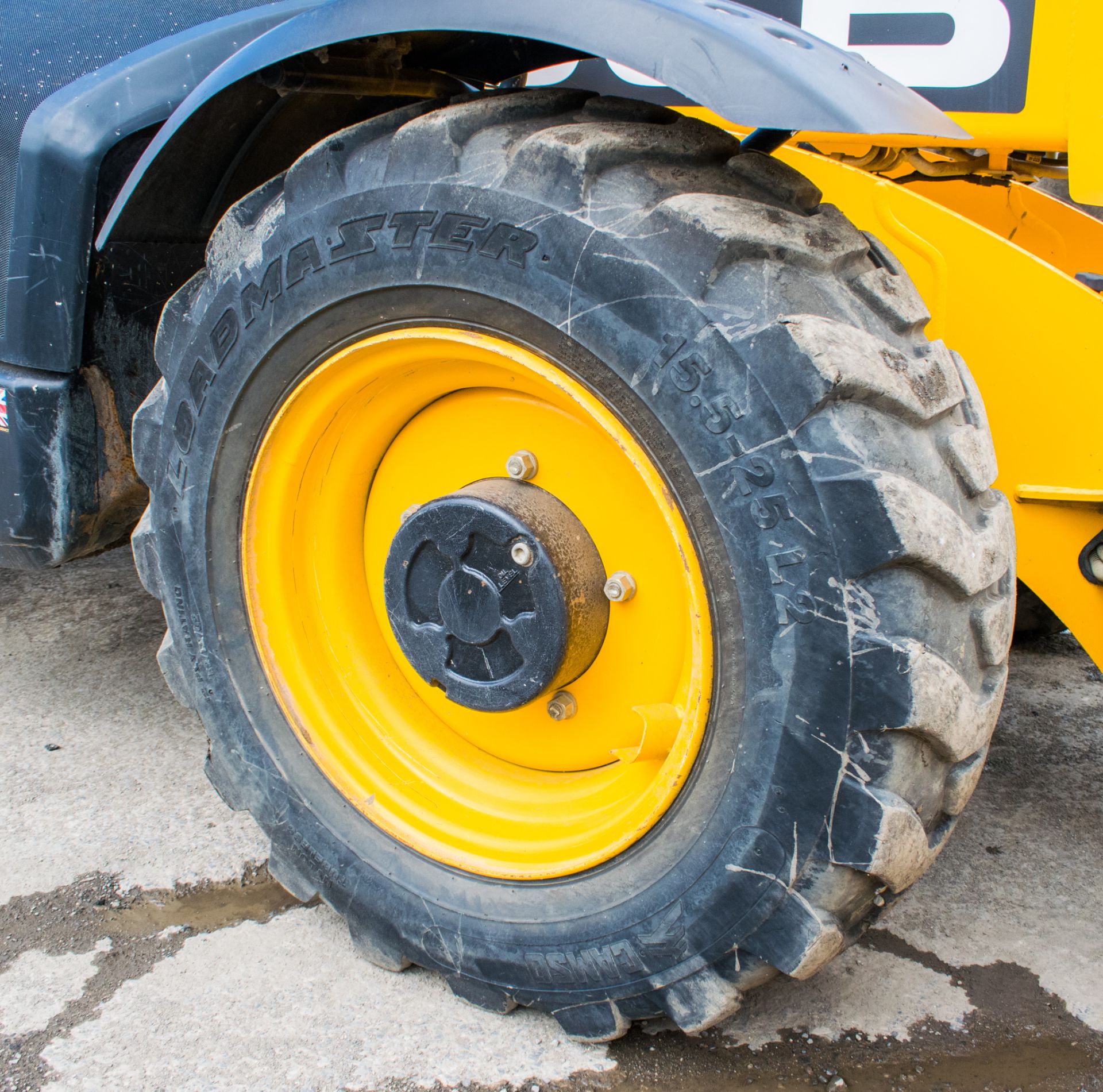 JCB 535-125 Hi Viz 12.5 metre telescopic handler  Registration Number: MM65 ZZR Year: 2015 S/N: - Image 9 of 20