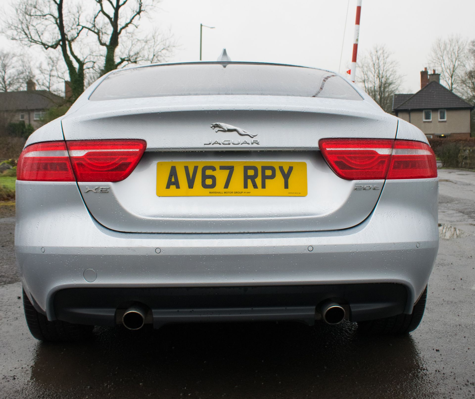 Jaguar XE Portfolio 2.0 litre petrol automatic 4 door saloon car Registration number: AV67 RPY - Image 6 of 23