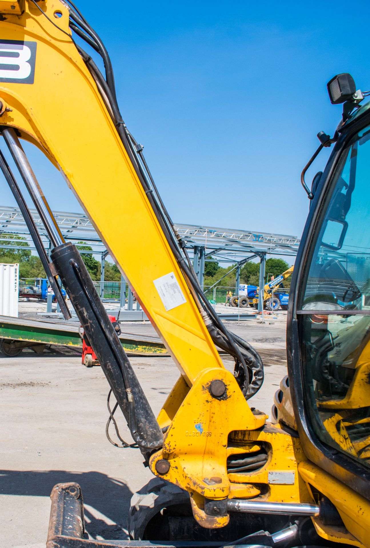 JCB 8085 ZTS 8 tonne rubber tracked excavator  Year: 2013 S/N: 01073046 Recorded hours: Not - Image 13 of 17