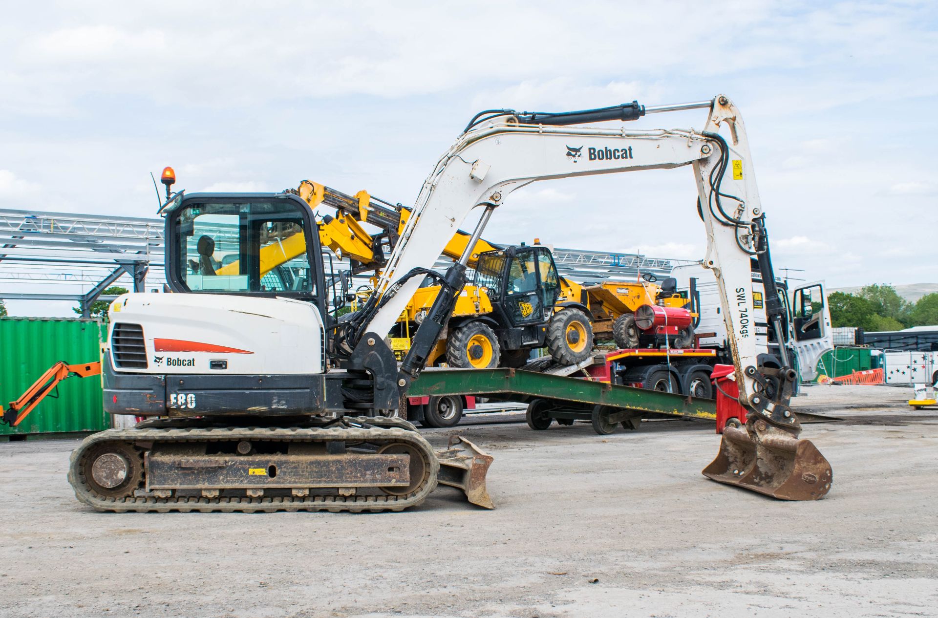 Bobcat E80 8 tonne rubber tracked excavator Year: 2013 S/N: aet312767 Recorded Hours: 2244 blade, - Image 7 of 21