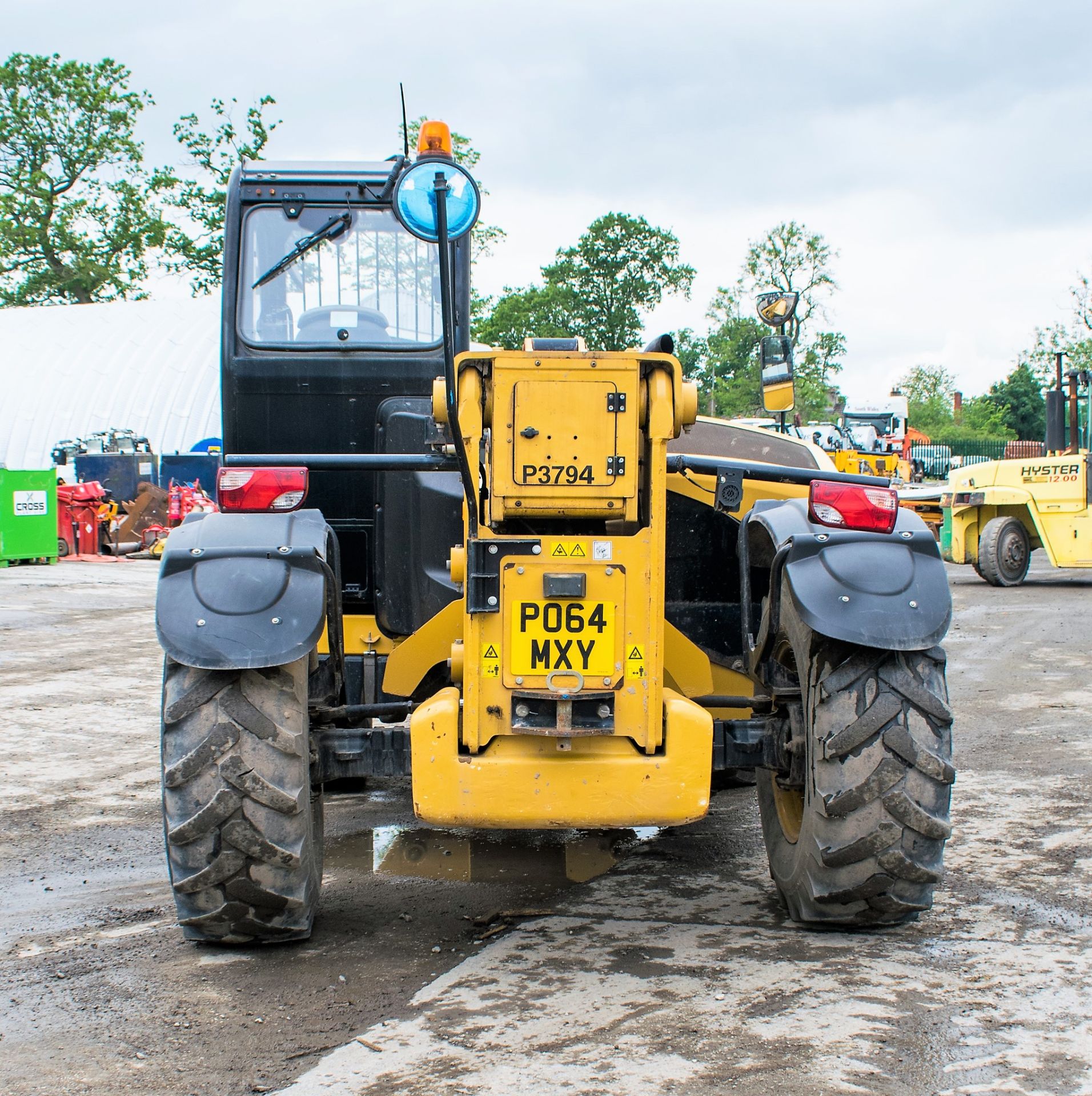 Caterpillar TH414C GC 14 metre teloscopic handler Year: 2014  S/N: KRF00247 Recorded hours: 2072 - Image 6 of 21