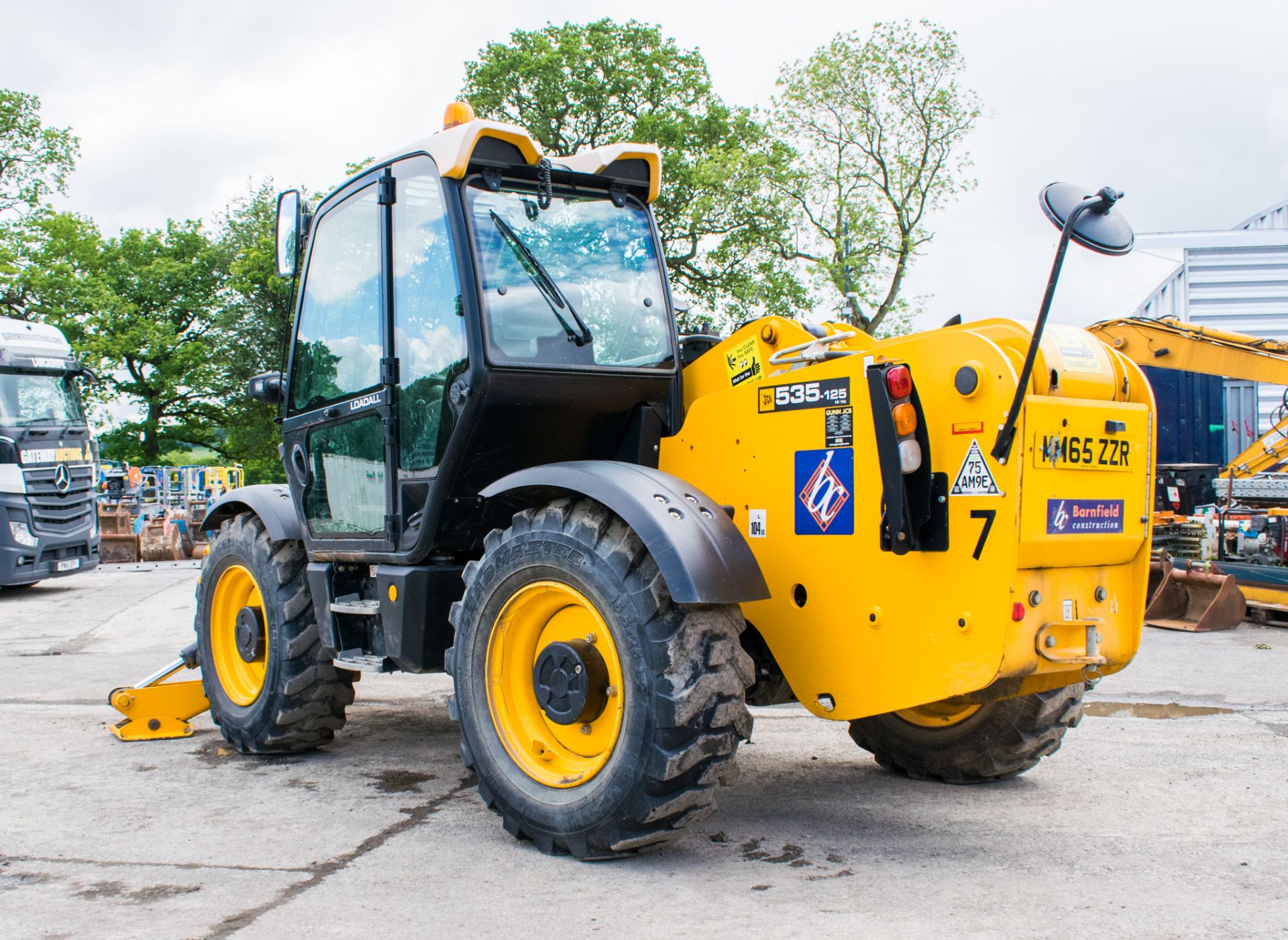 JCB 535-125 Hi Viz 12.5 metre telescopic handler  Registration Number: MM65 ZZR Year: 2015 S/N: - Image 4 of 20